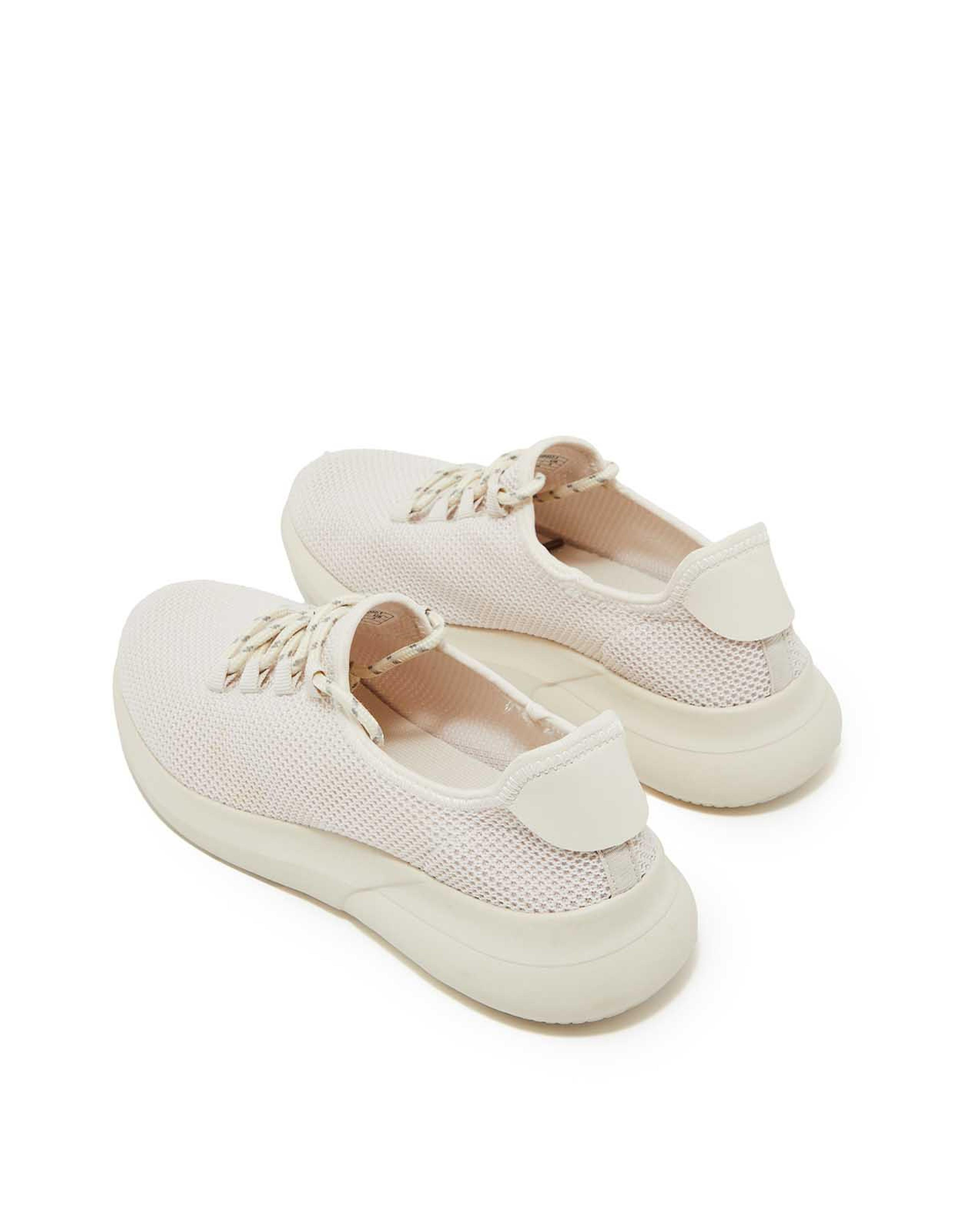 Mesh Lace-Up Casual Shoes