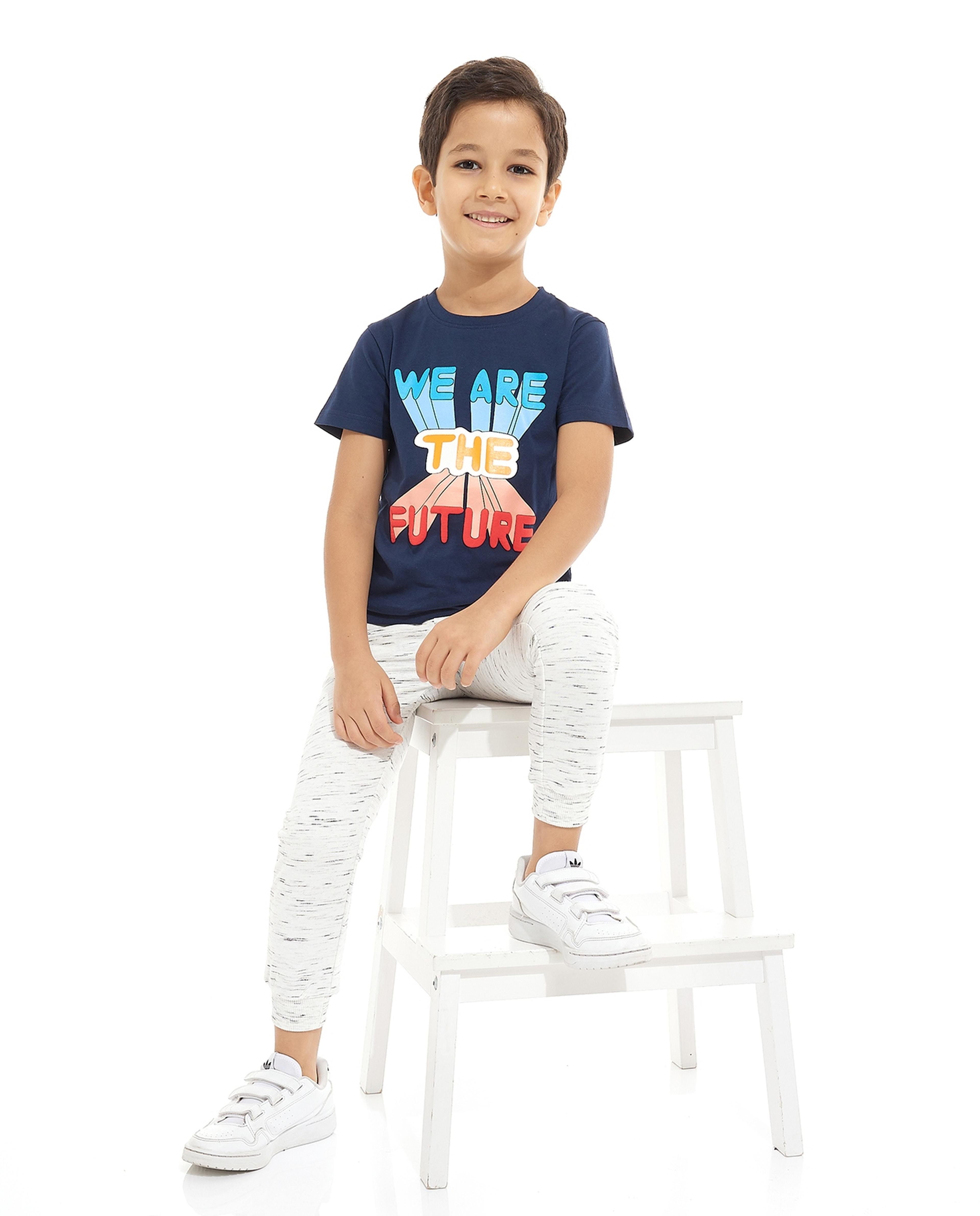 Graphic Print T-Shirt with Crew Neck and Short Sleeves