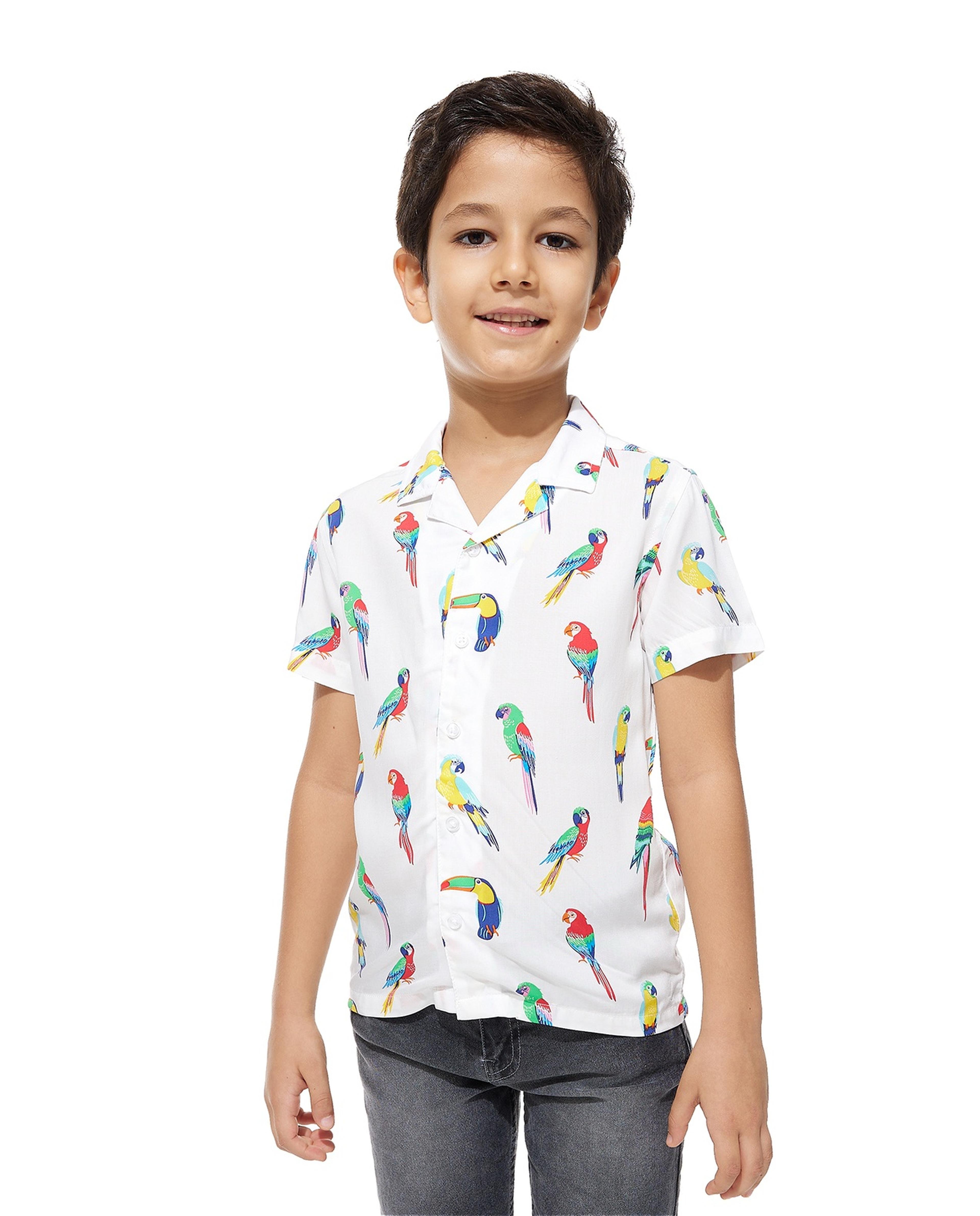 Parrot Print Shirt with Revere Collar and Short Sleeves