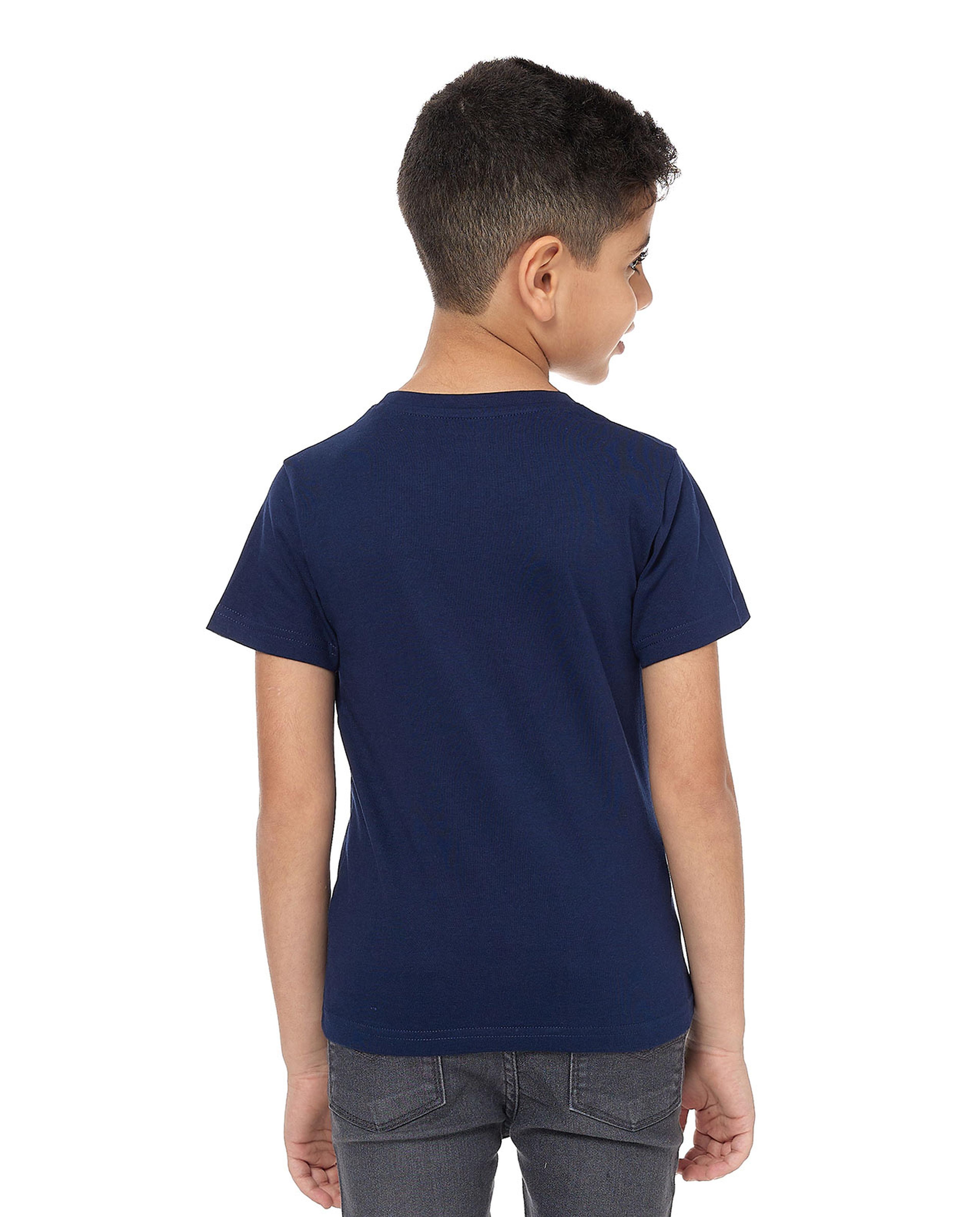 Graphic Print T-Shirt with Crew Neck and Short Sleeves
