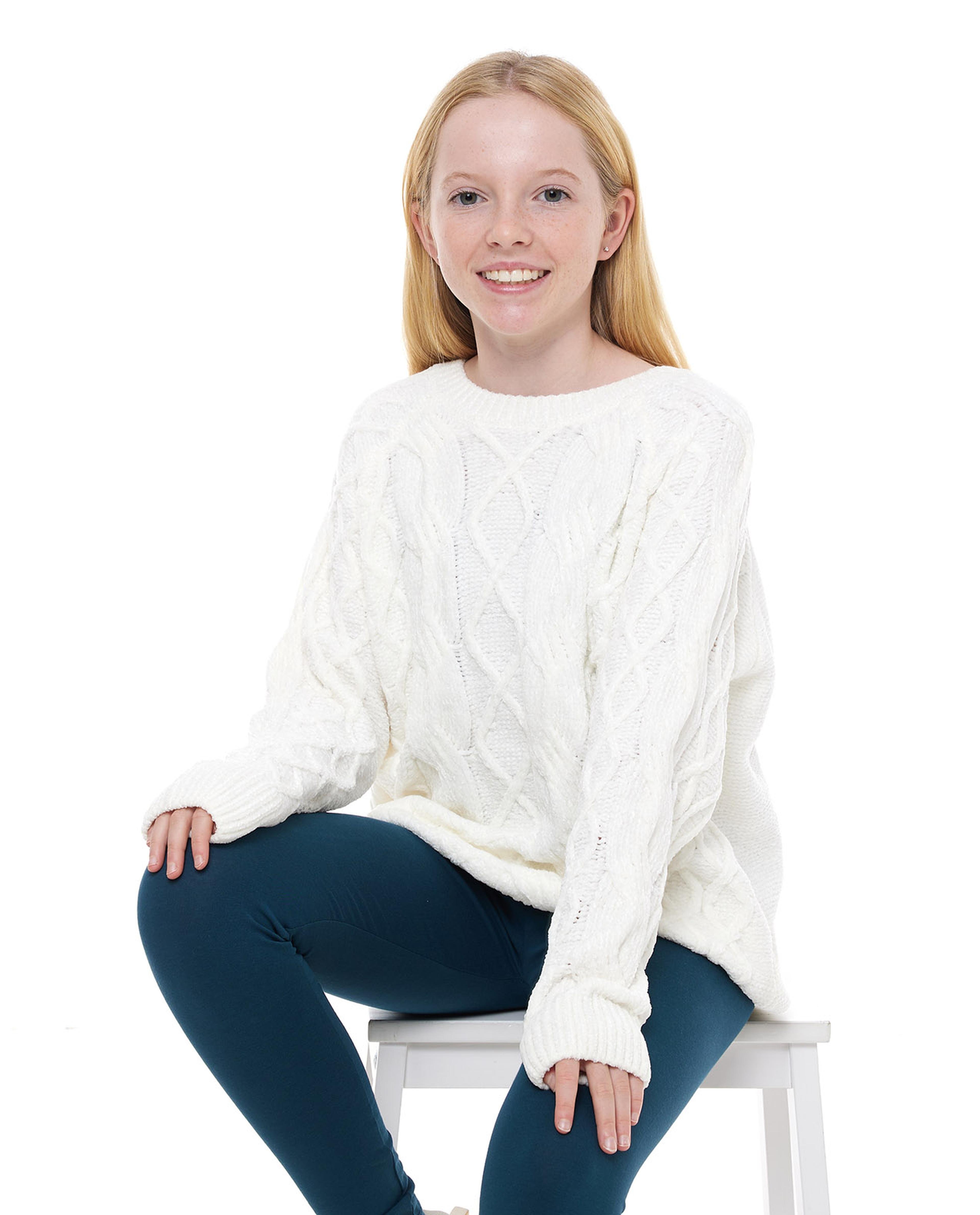 Cable Knit Sweater with Crew Neck and Long Sleeves