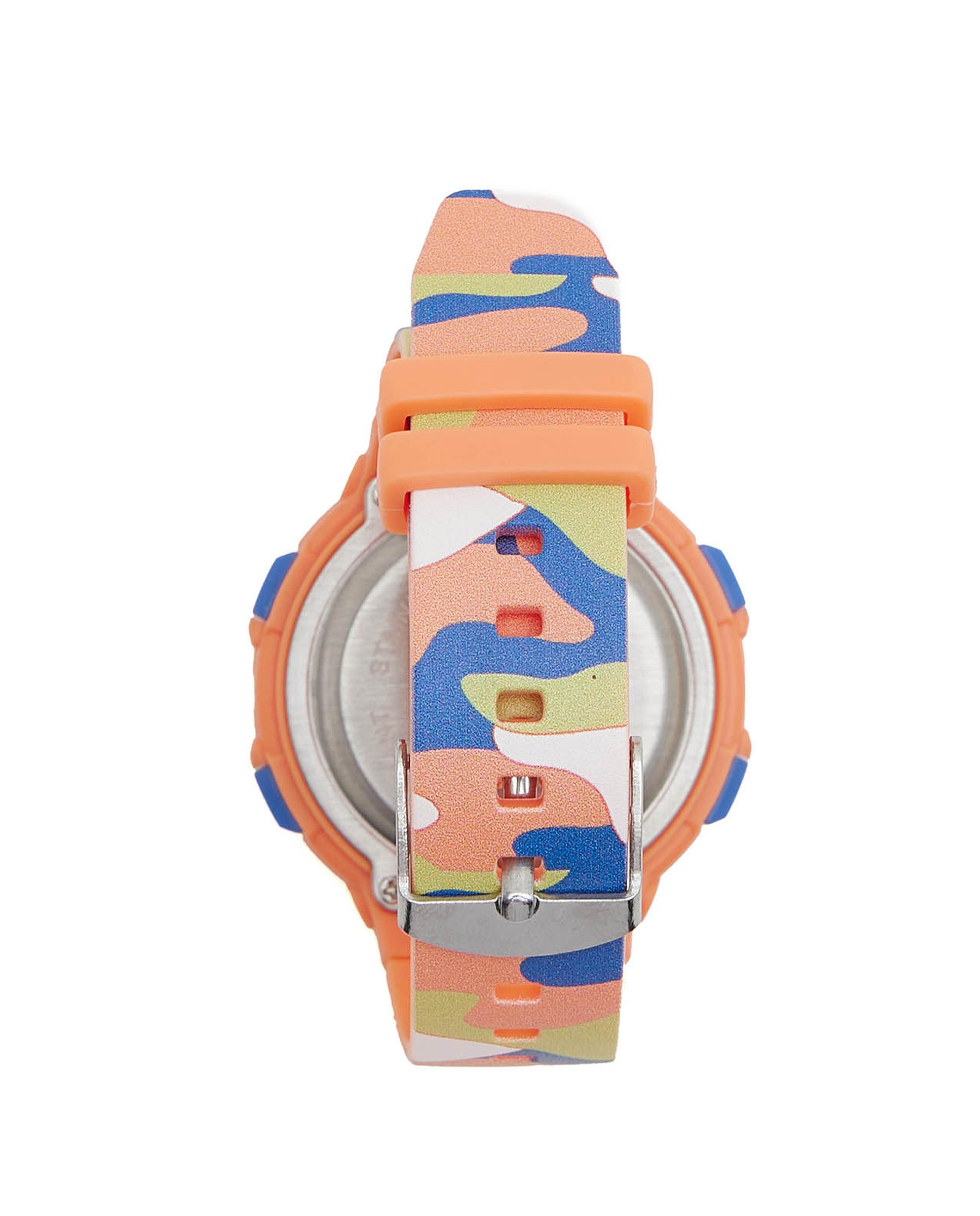 Digital Watch with Buckle Closure