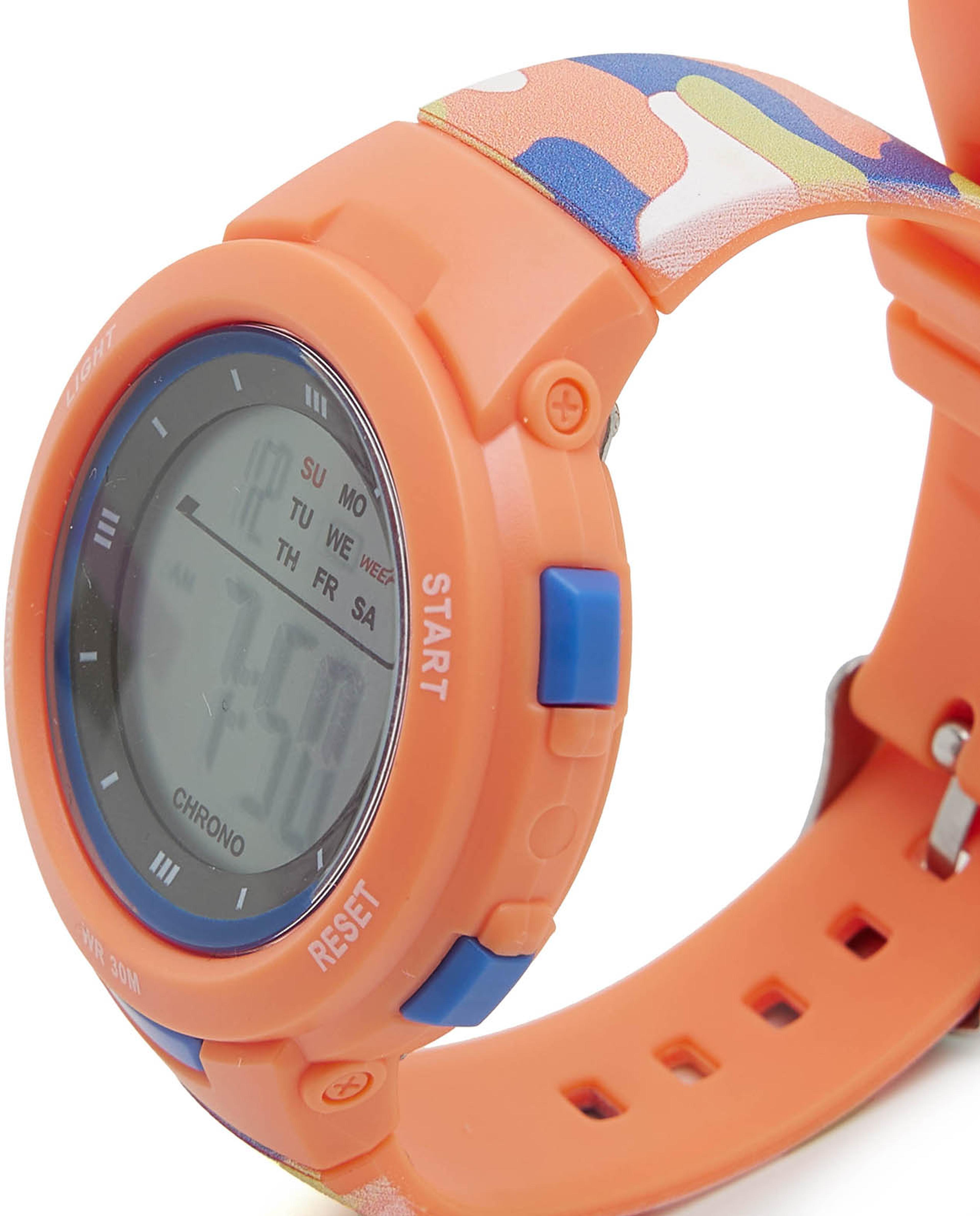 Digital Watch with Buckle Closure