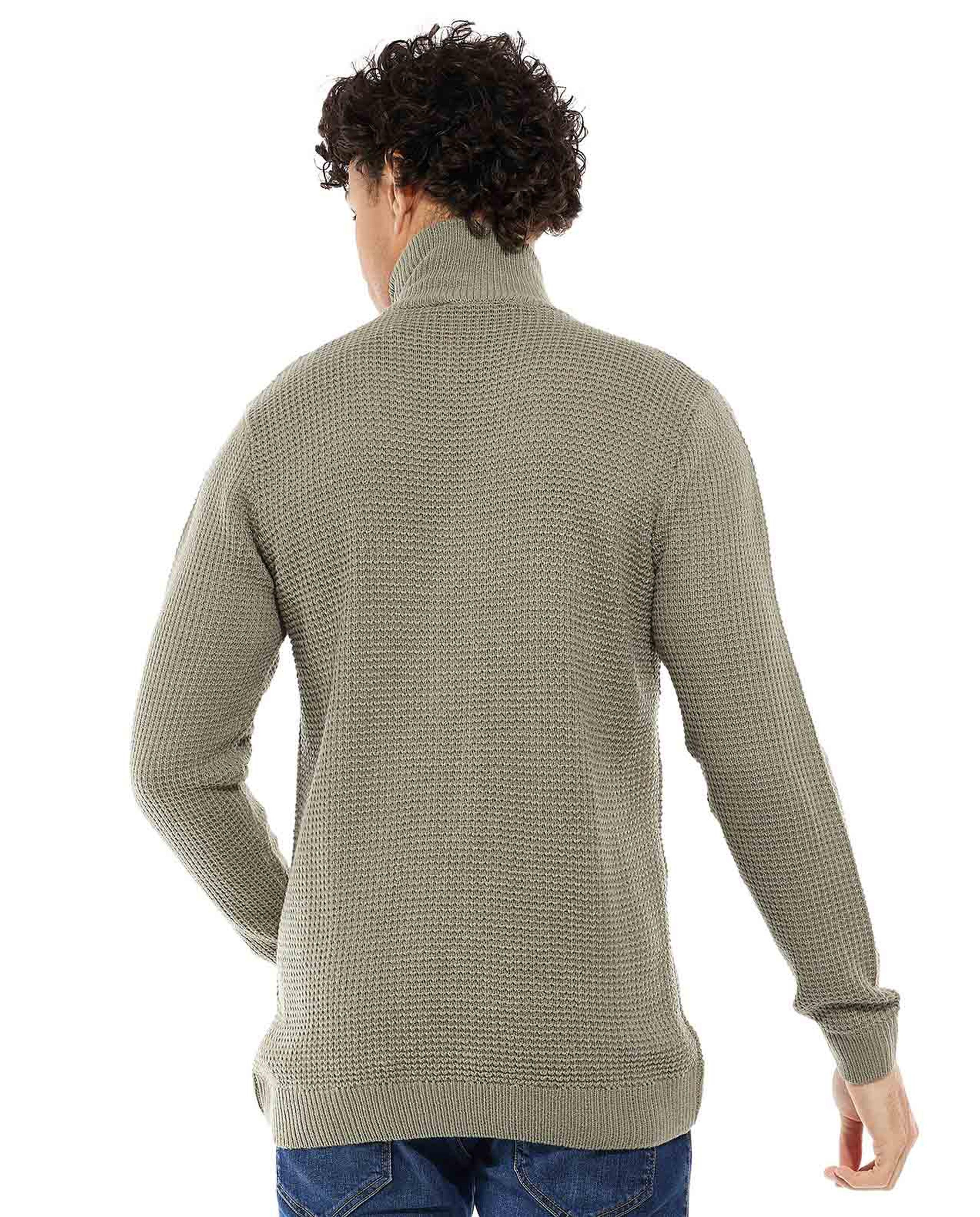 Knitted Sweater with Zipper Closure
