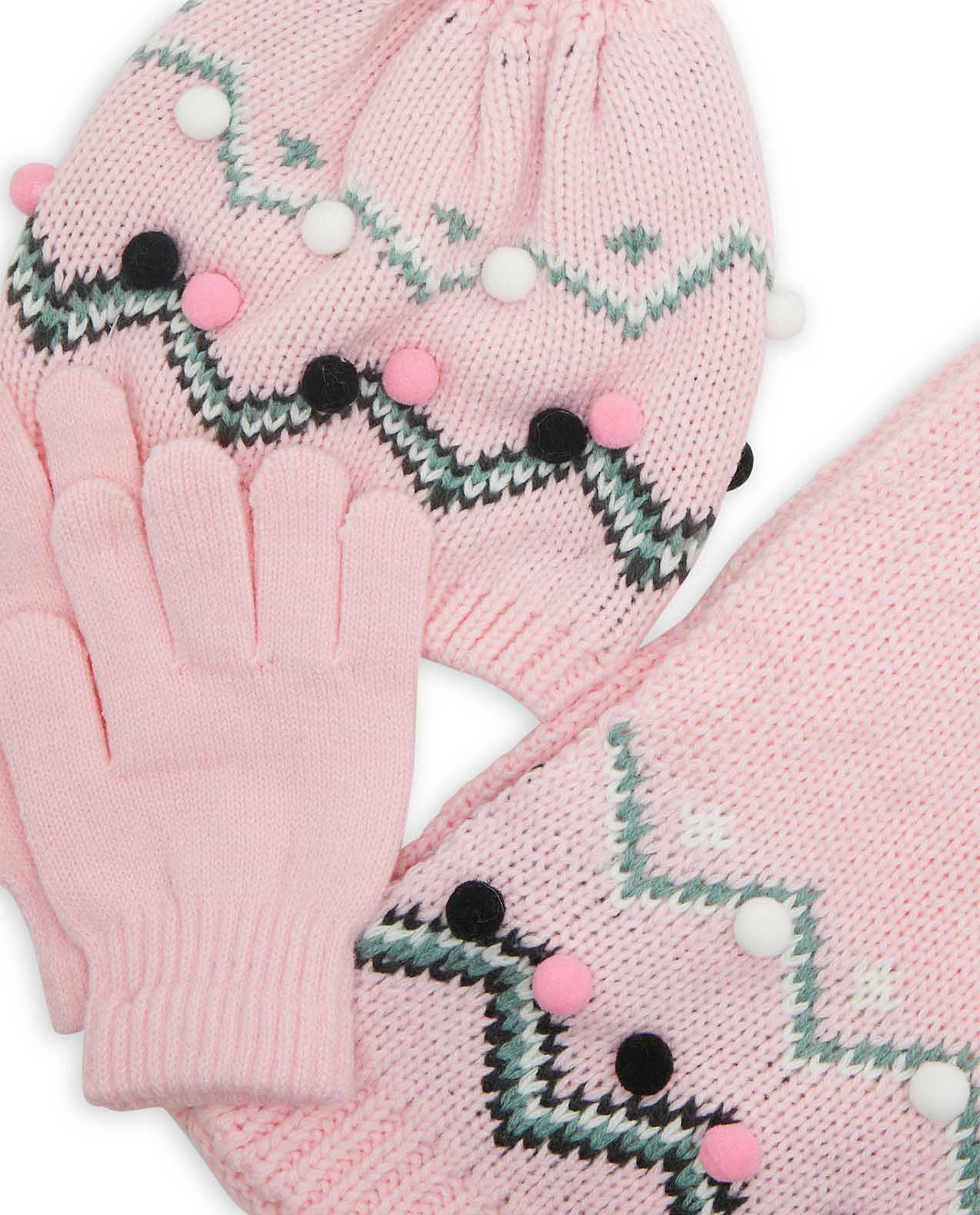 Patterned Cap, Gloves and Muffler Set