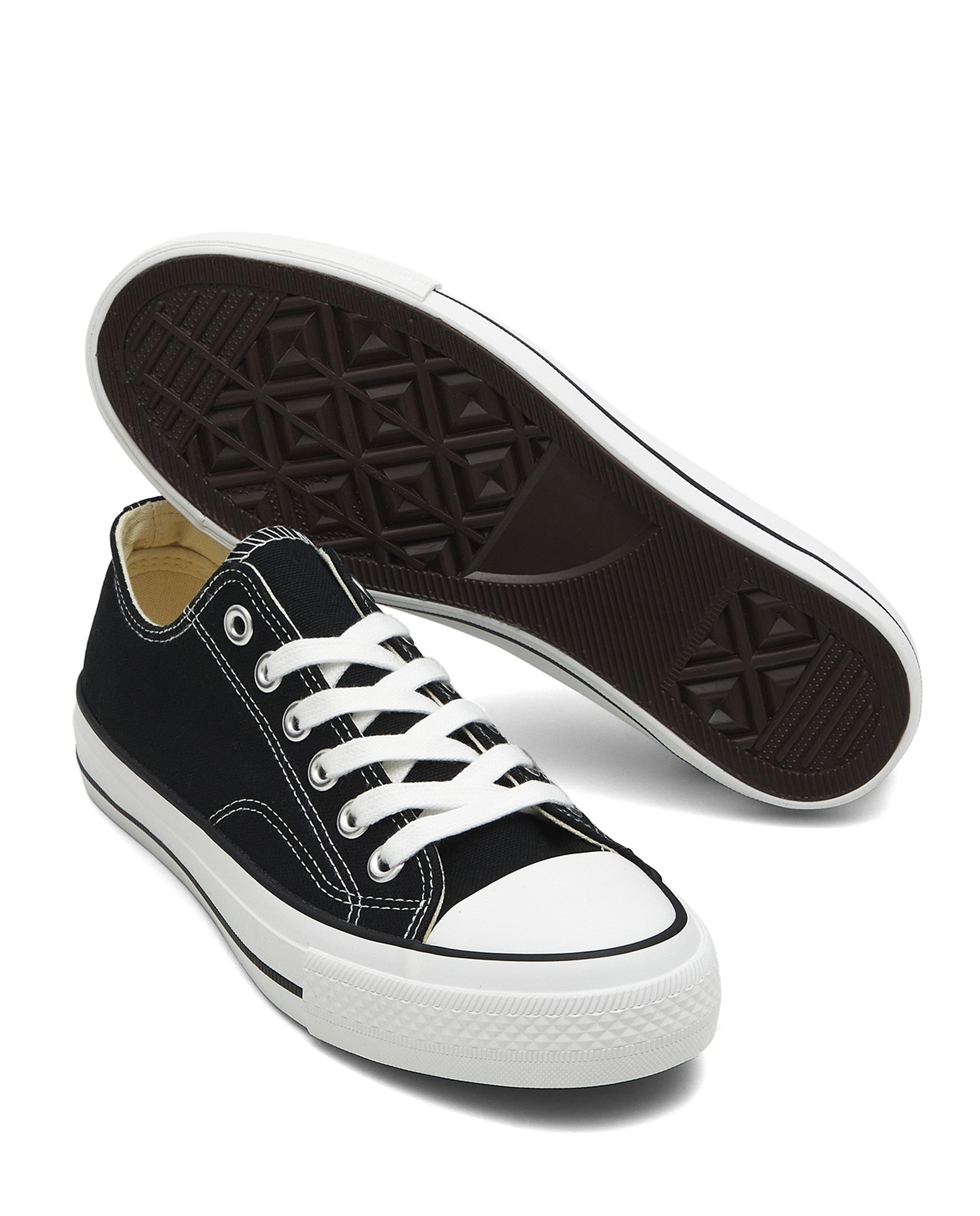 Lace-Up Canvas Casual Shoes