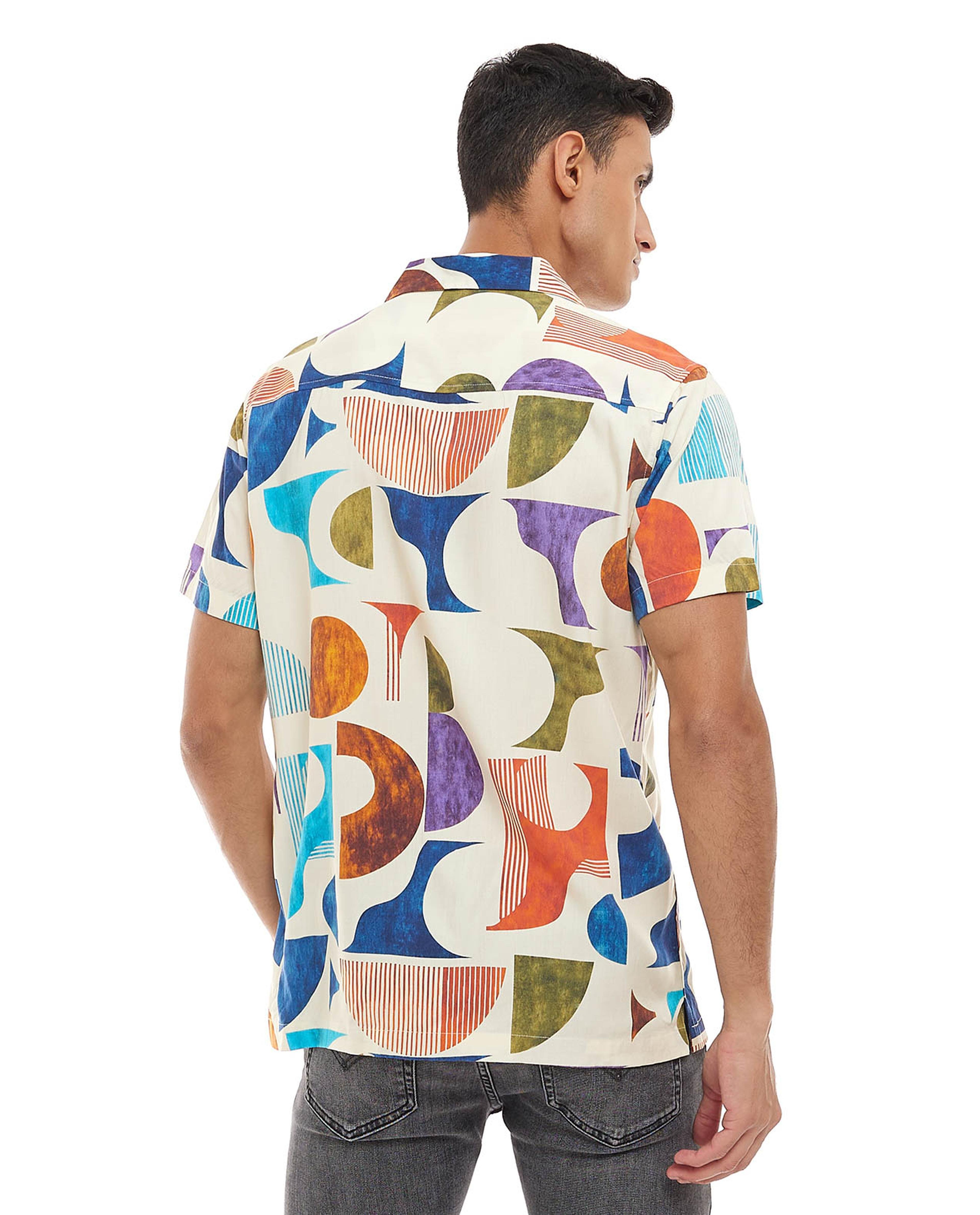 Abstract Print Shirt with Classic Collar and Short Sleeves