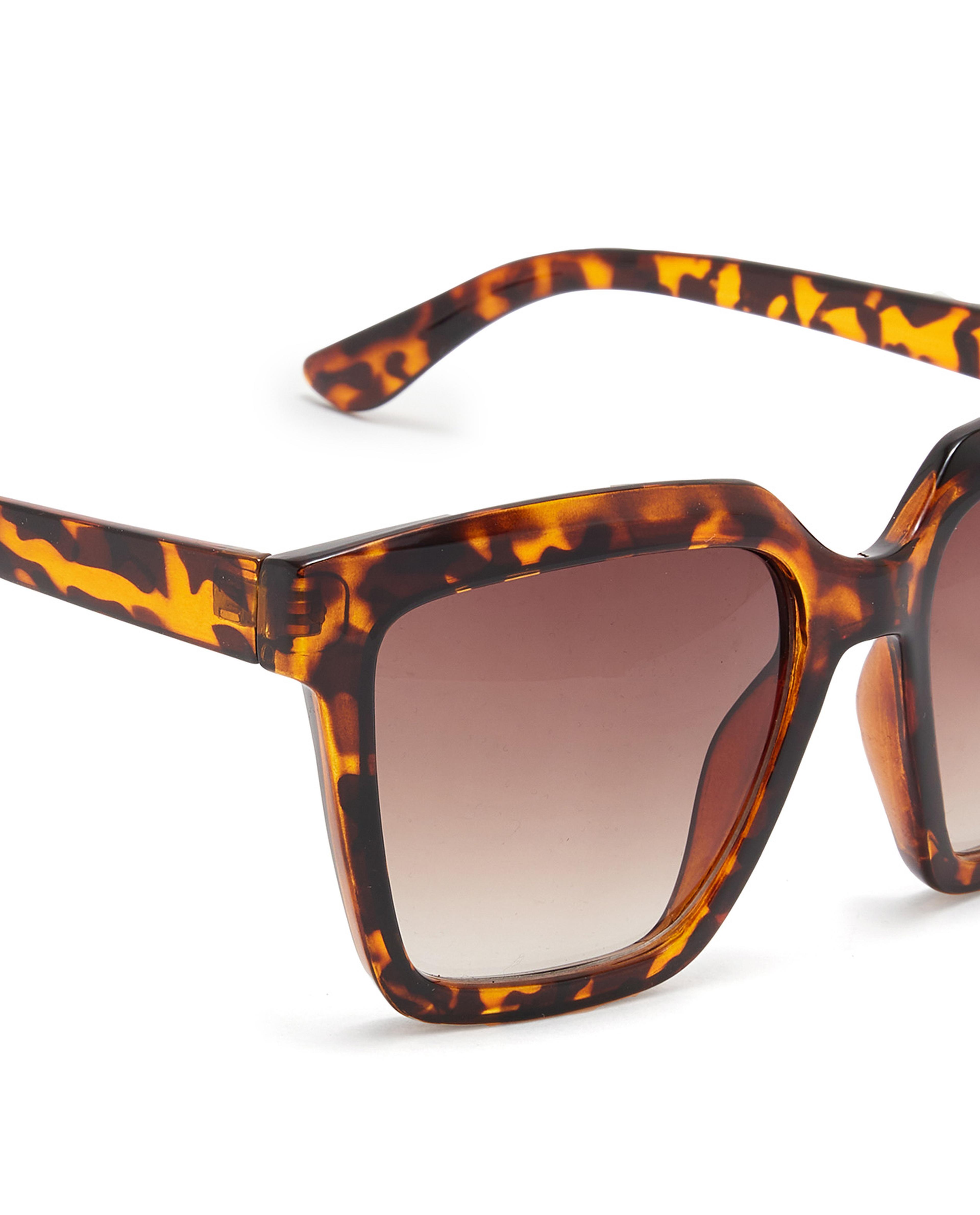 Full-Rim Oversized Sunglasses