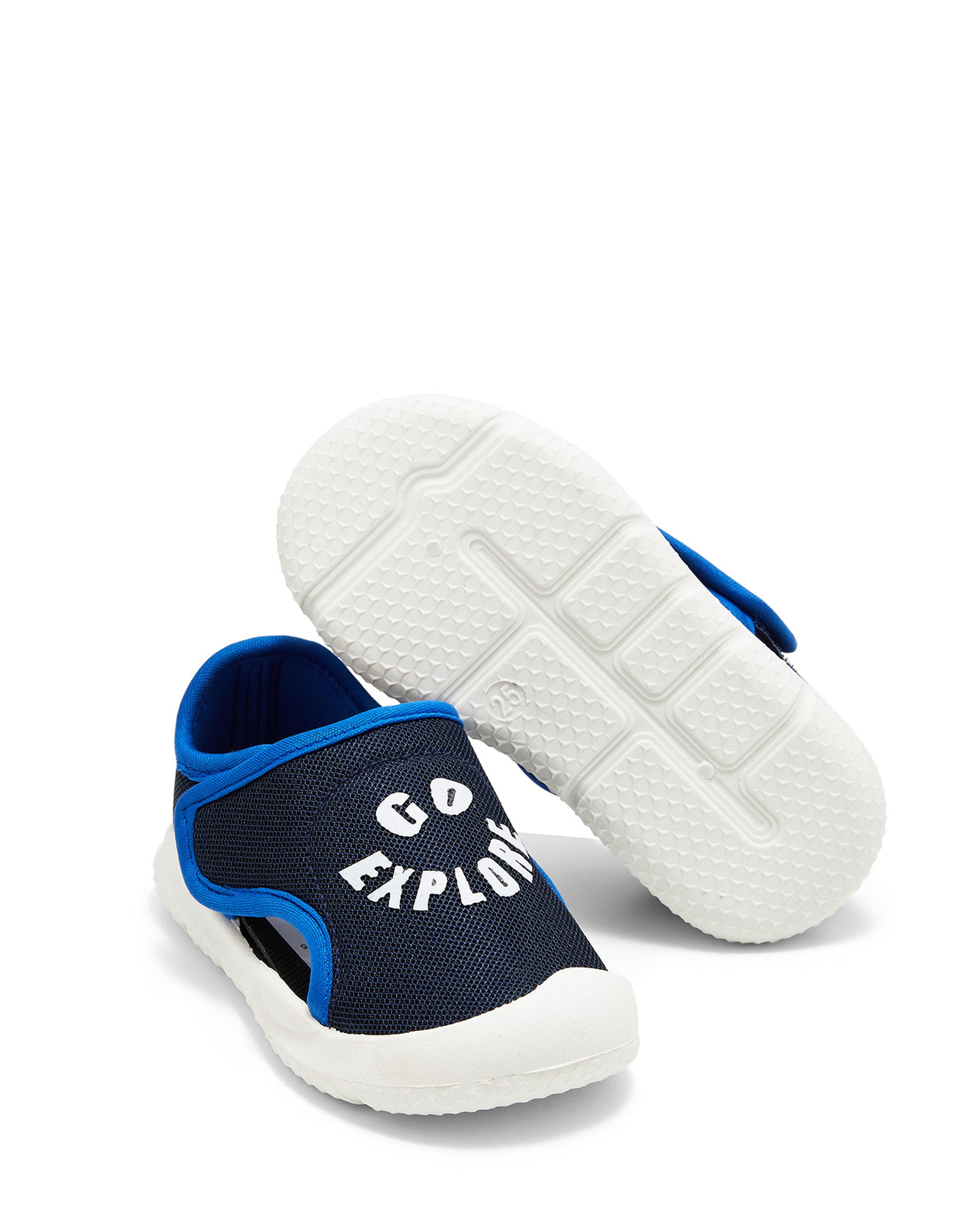 Slip-On Casual Shoes