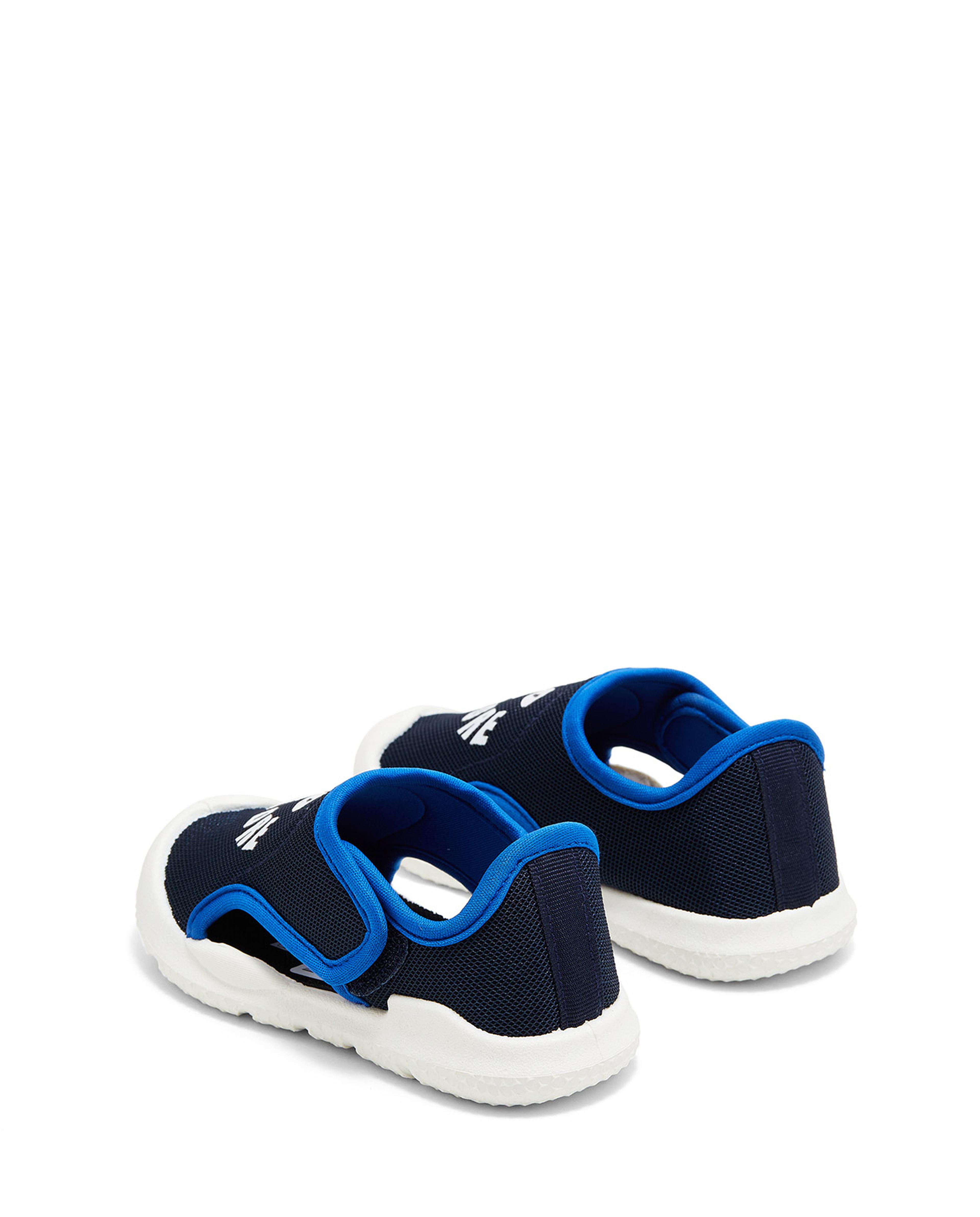 Slip-On Casual Shoes