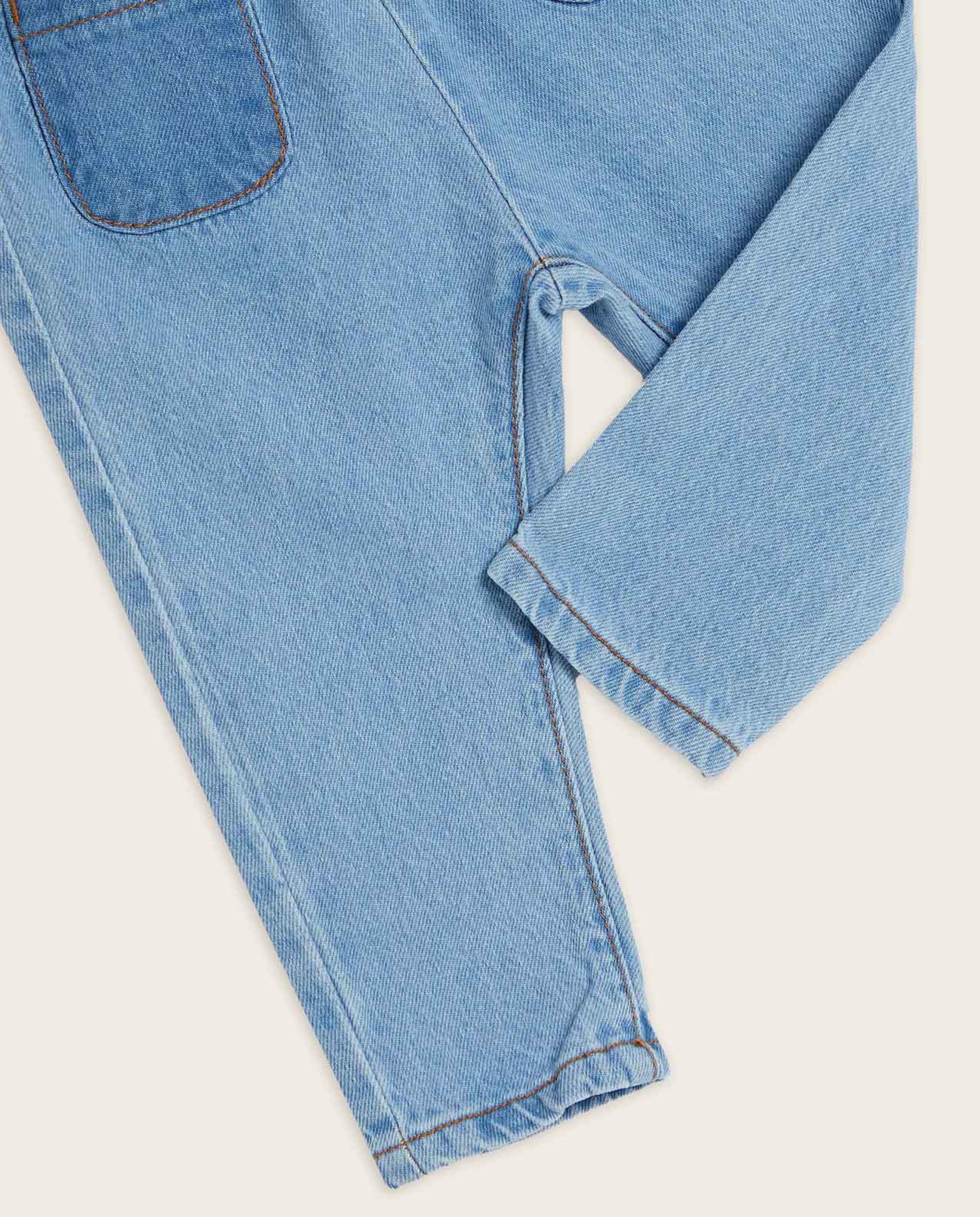 Pocket Front Belted Jeans