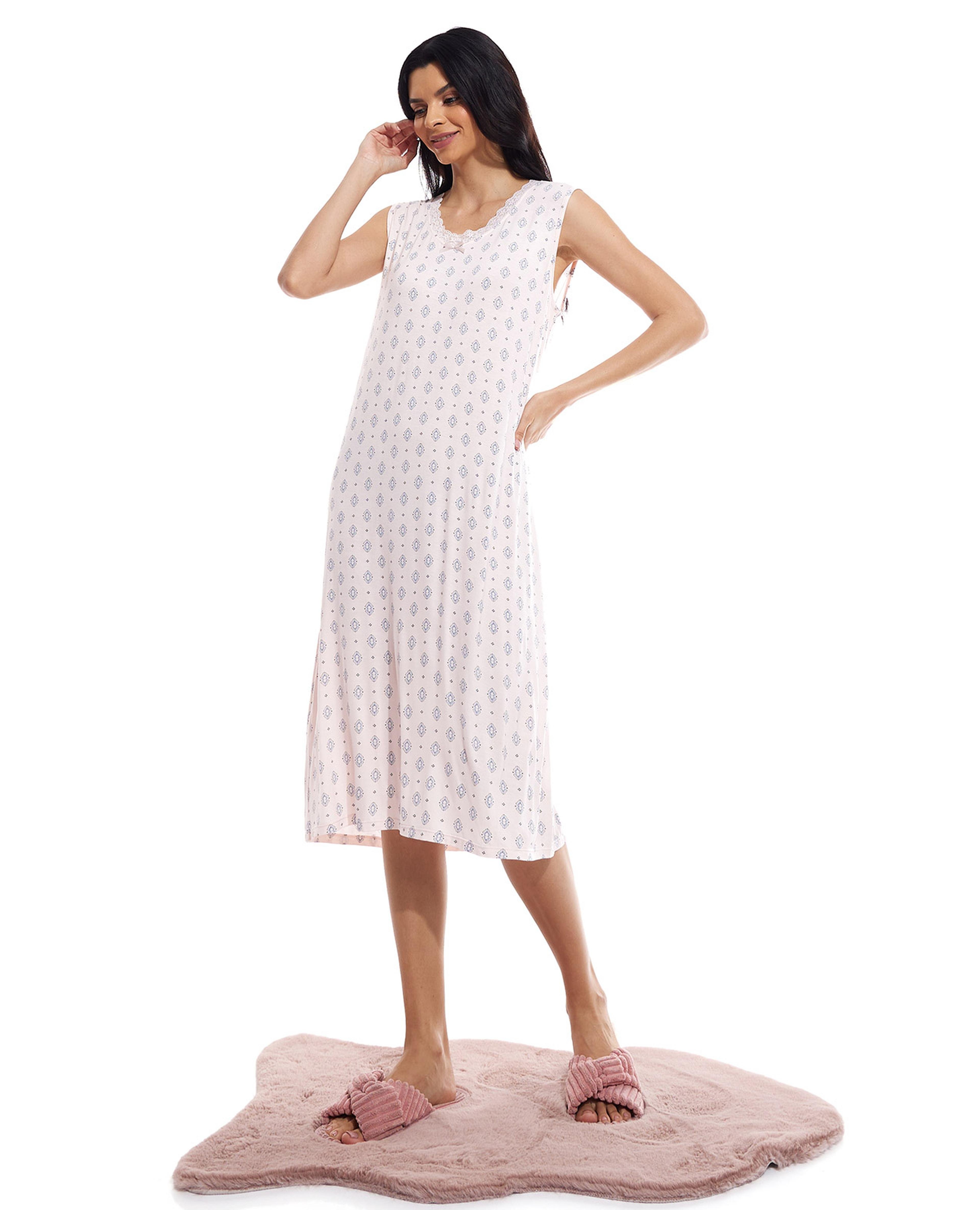 Patterned Sleeveless Nightgown with V-Neck