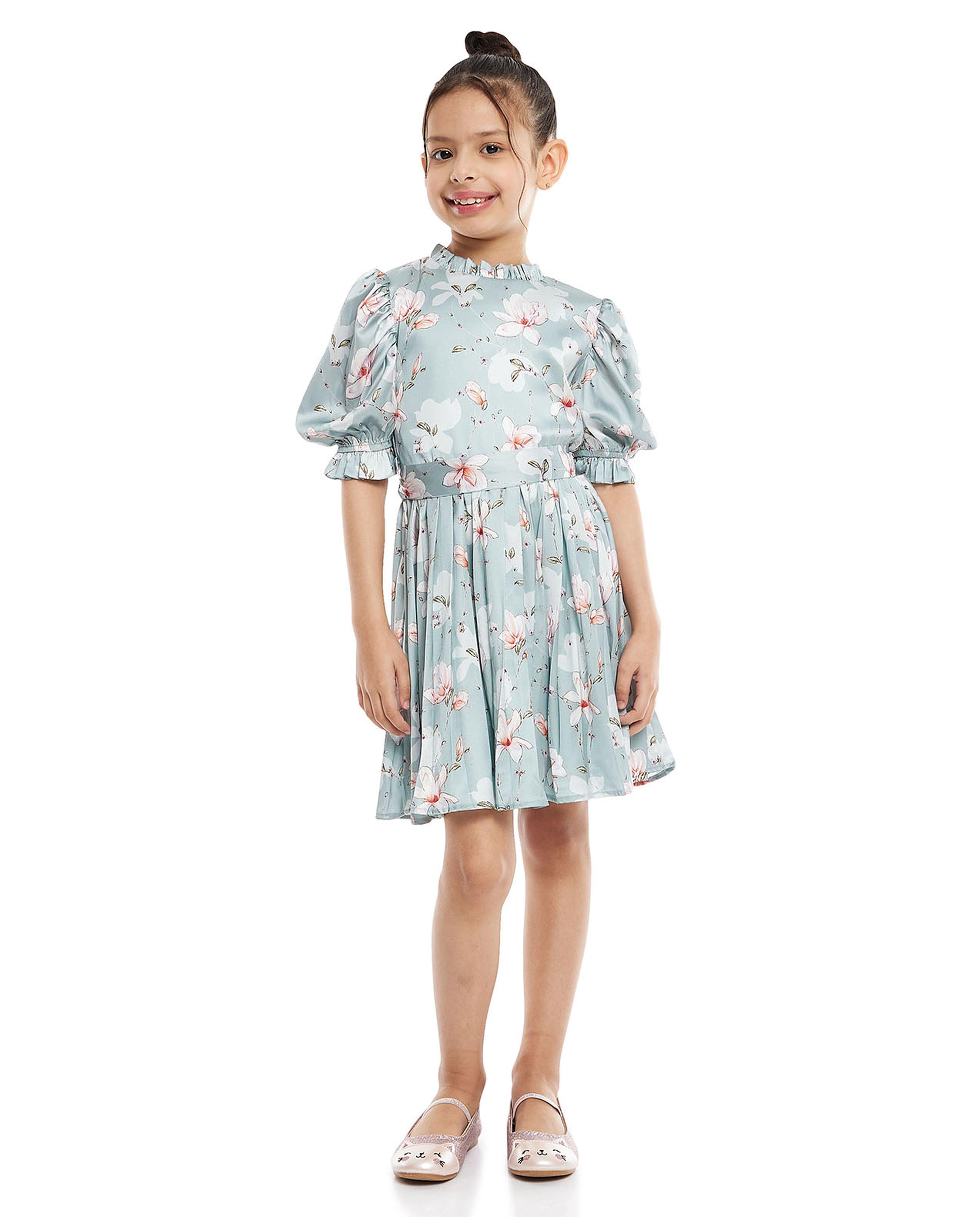 Floral Printed Fit and Flare Dress with Crew Neck and Puff Sleeves