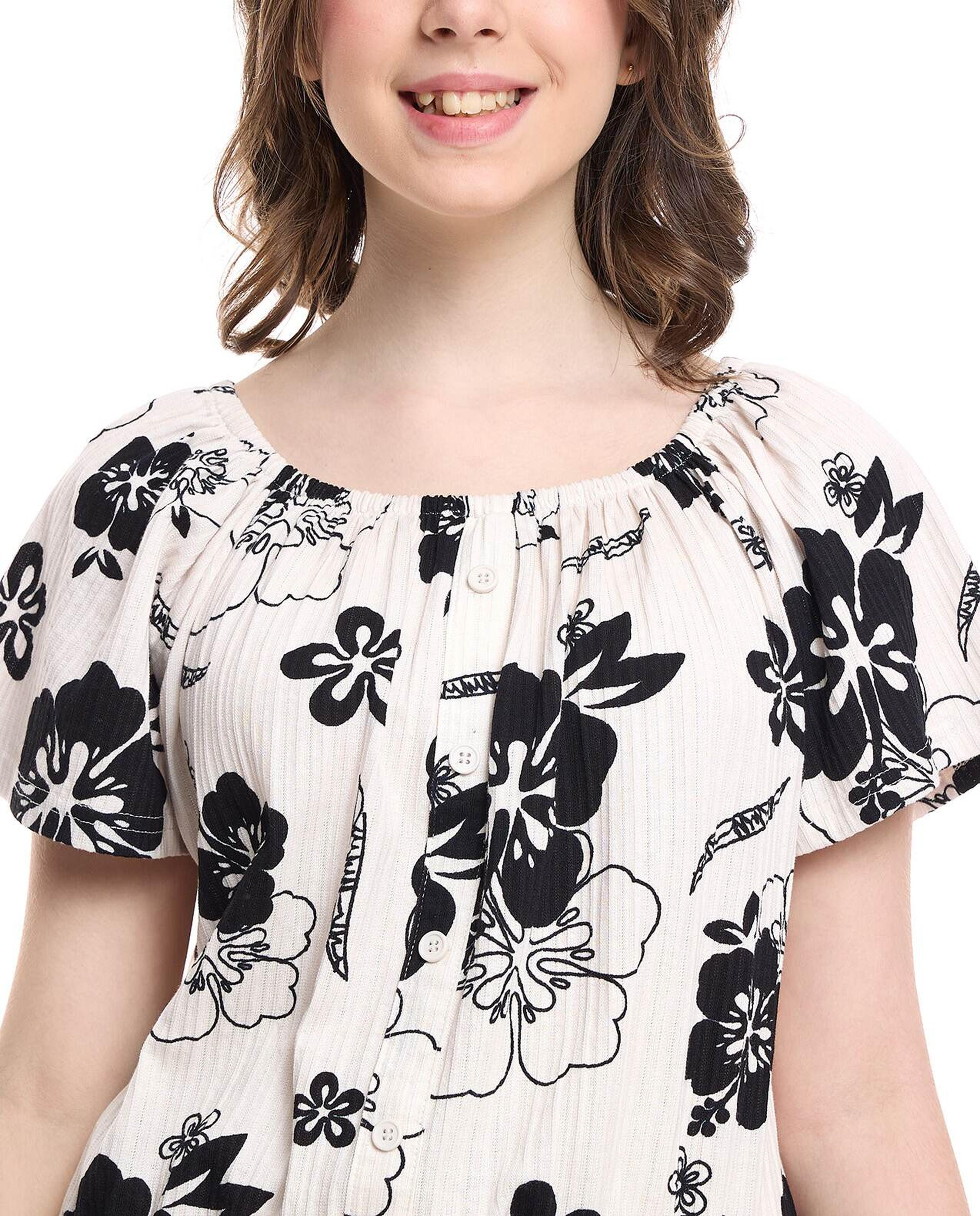 Floral Printed Top with Round Neck and Short Sleeves