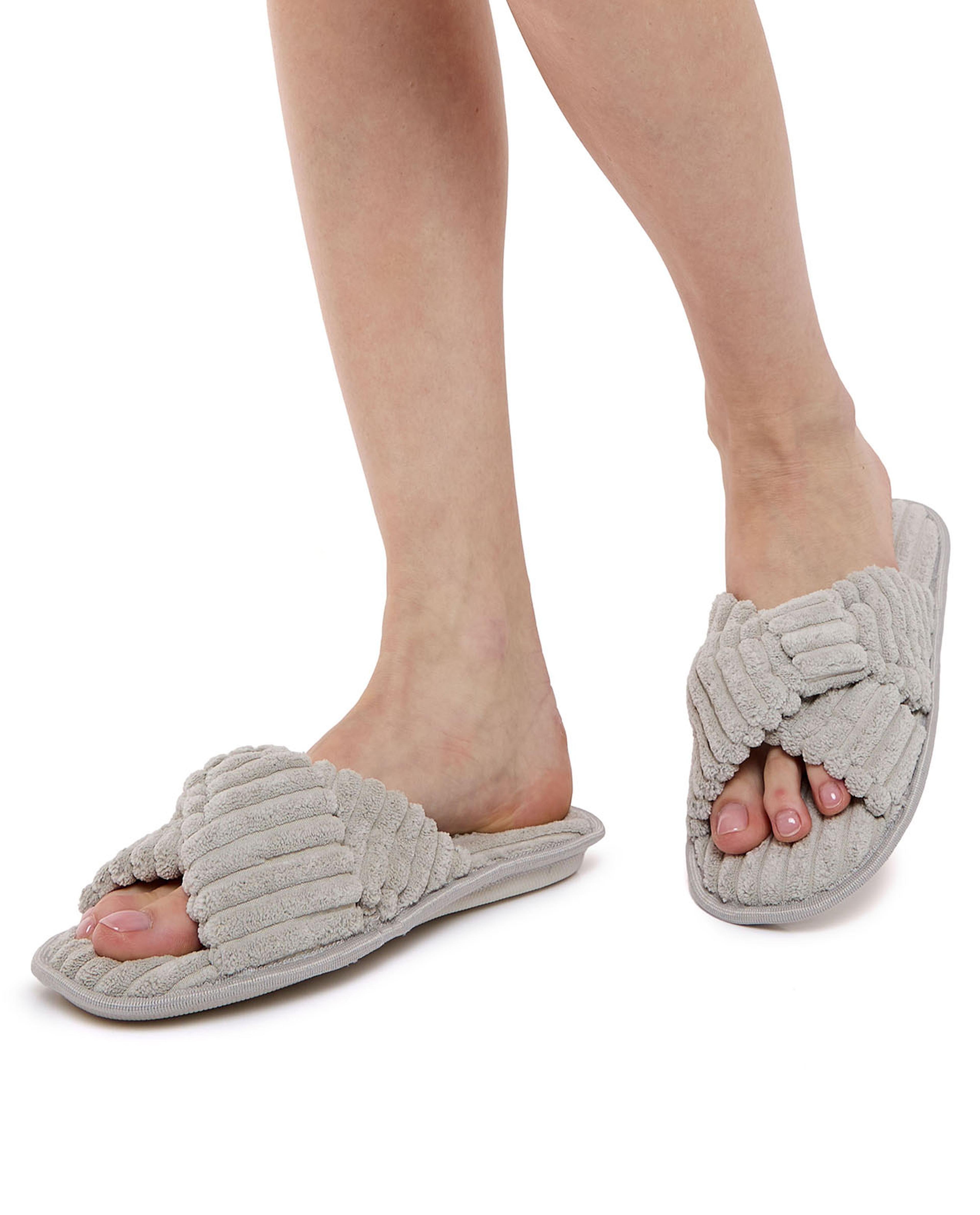 Crossover Strap Home Slippers