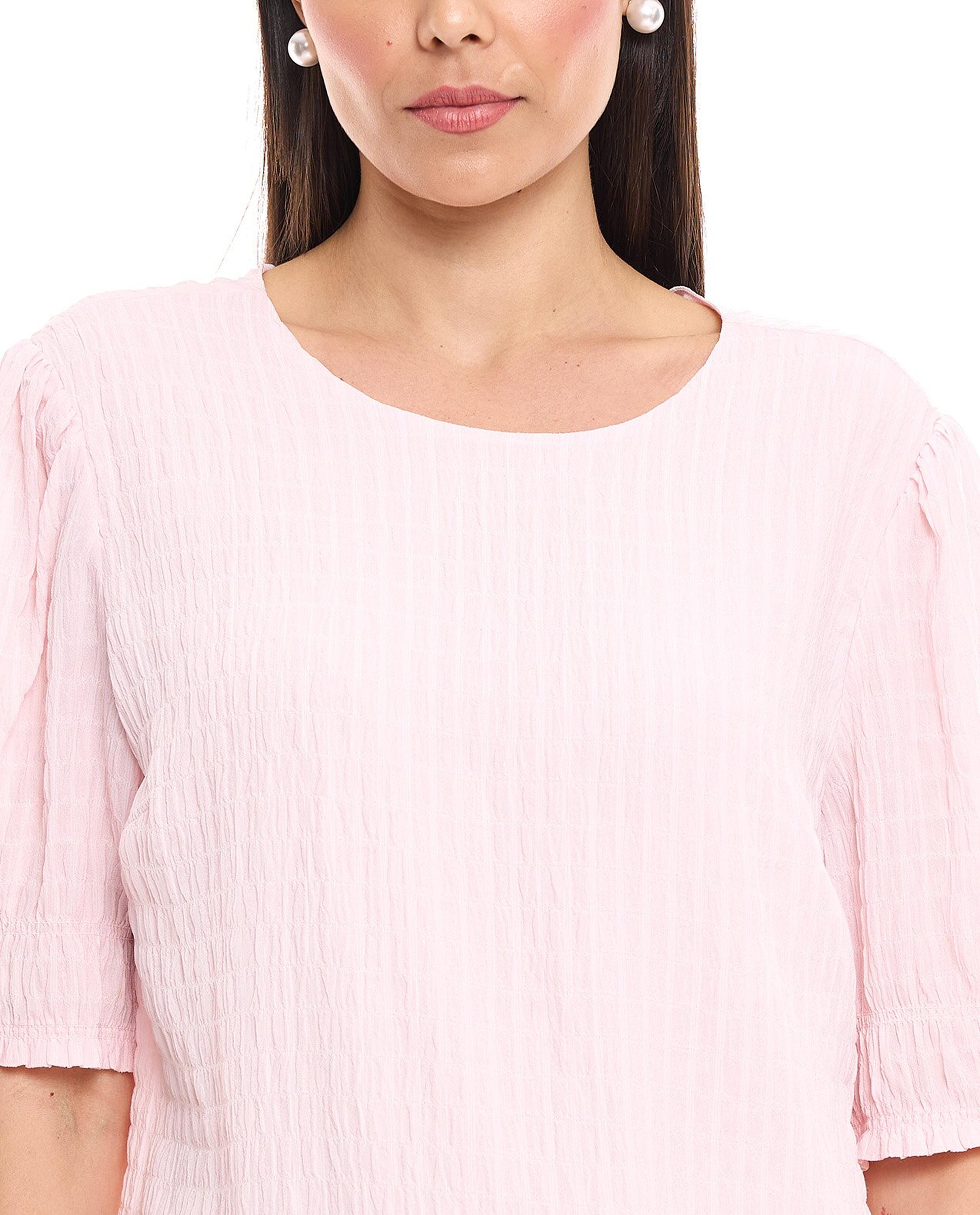 Crinkled Top with Crew Neck and Short Sleeves