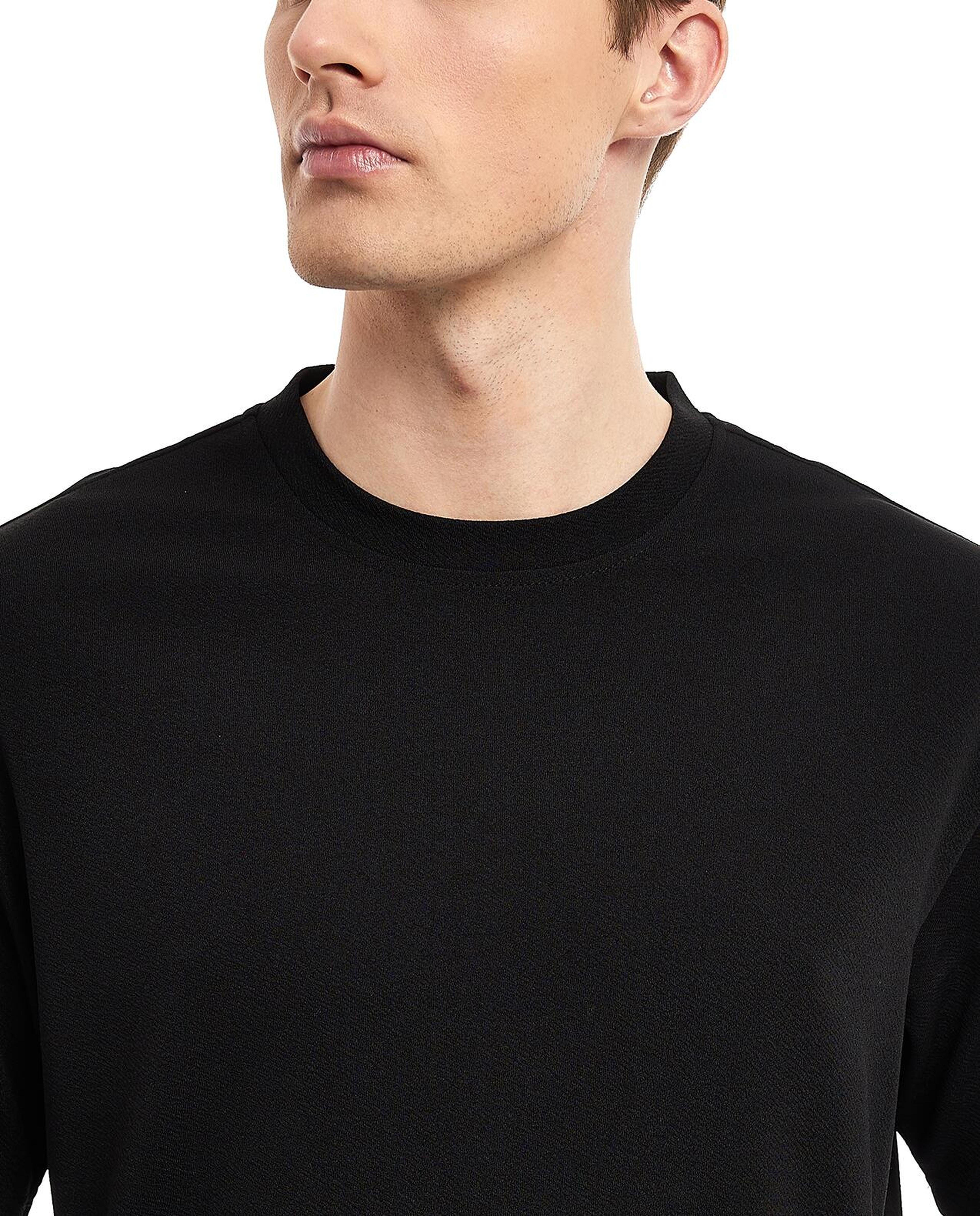 Knitted T-Shirt with Crew Neck and Short Sleeves