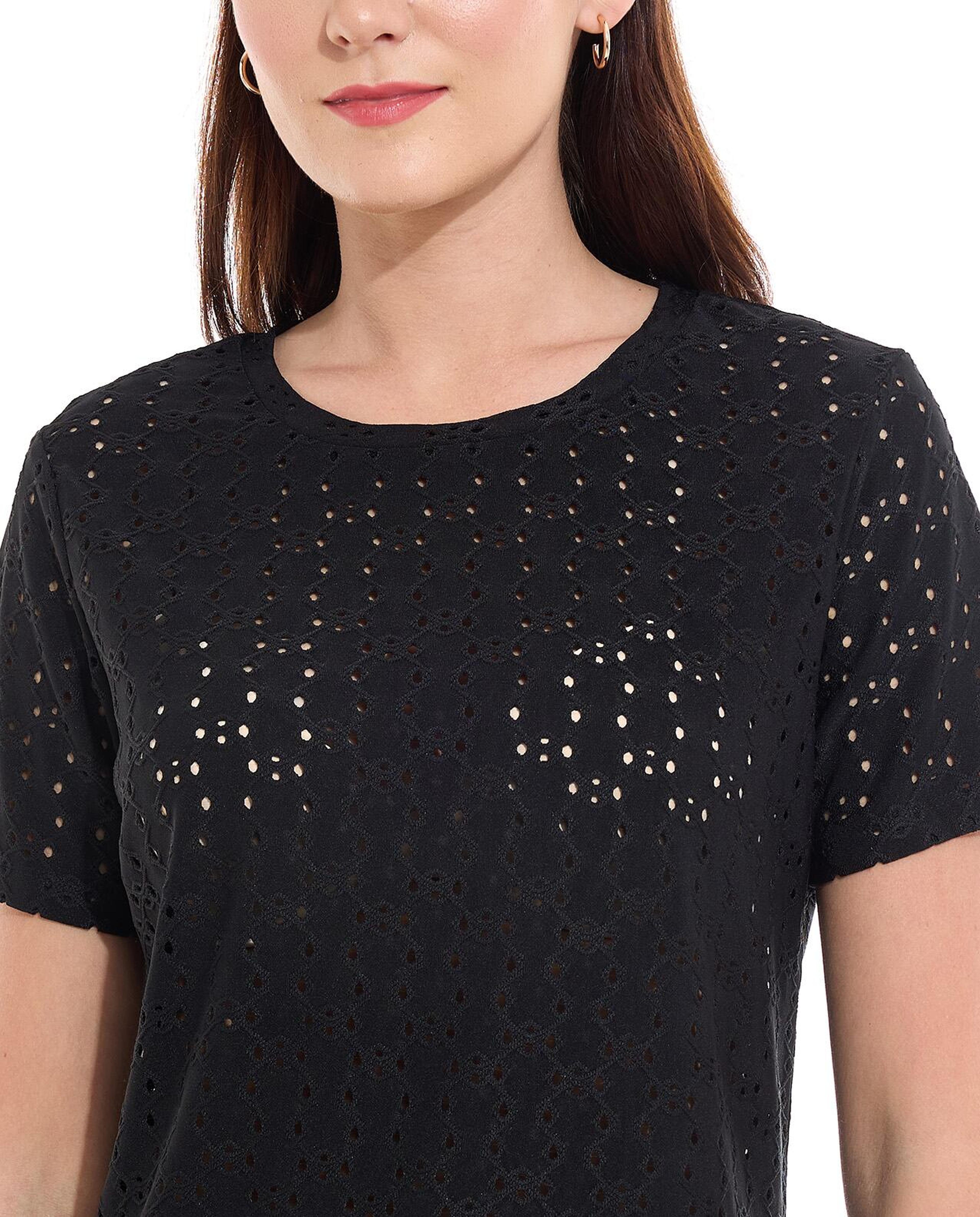 Openwork Top with Crew Neck and Short Sleeves