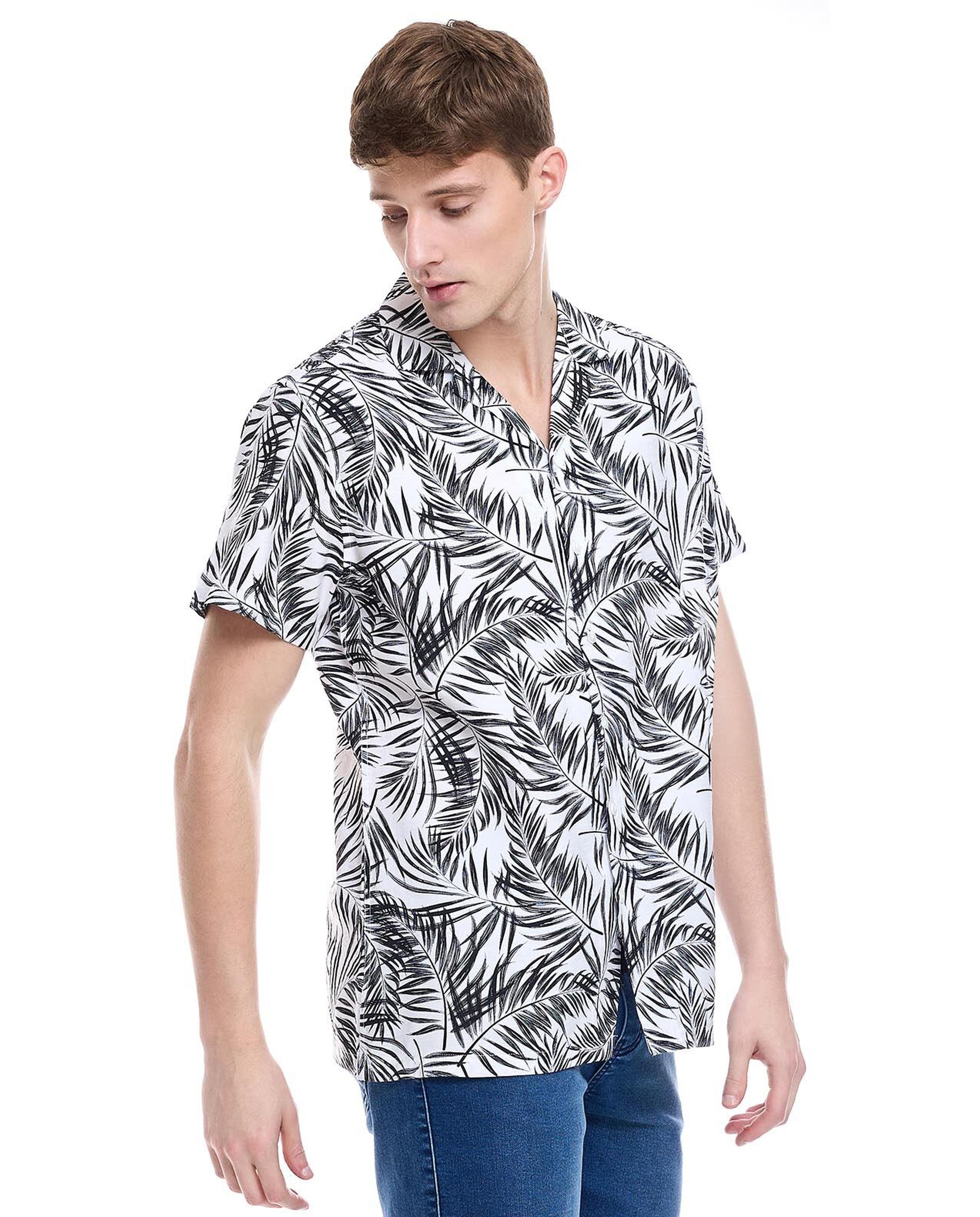 Printed Shirt with Spread Collar and Short Sleeves