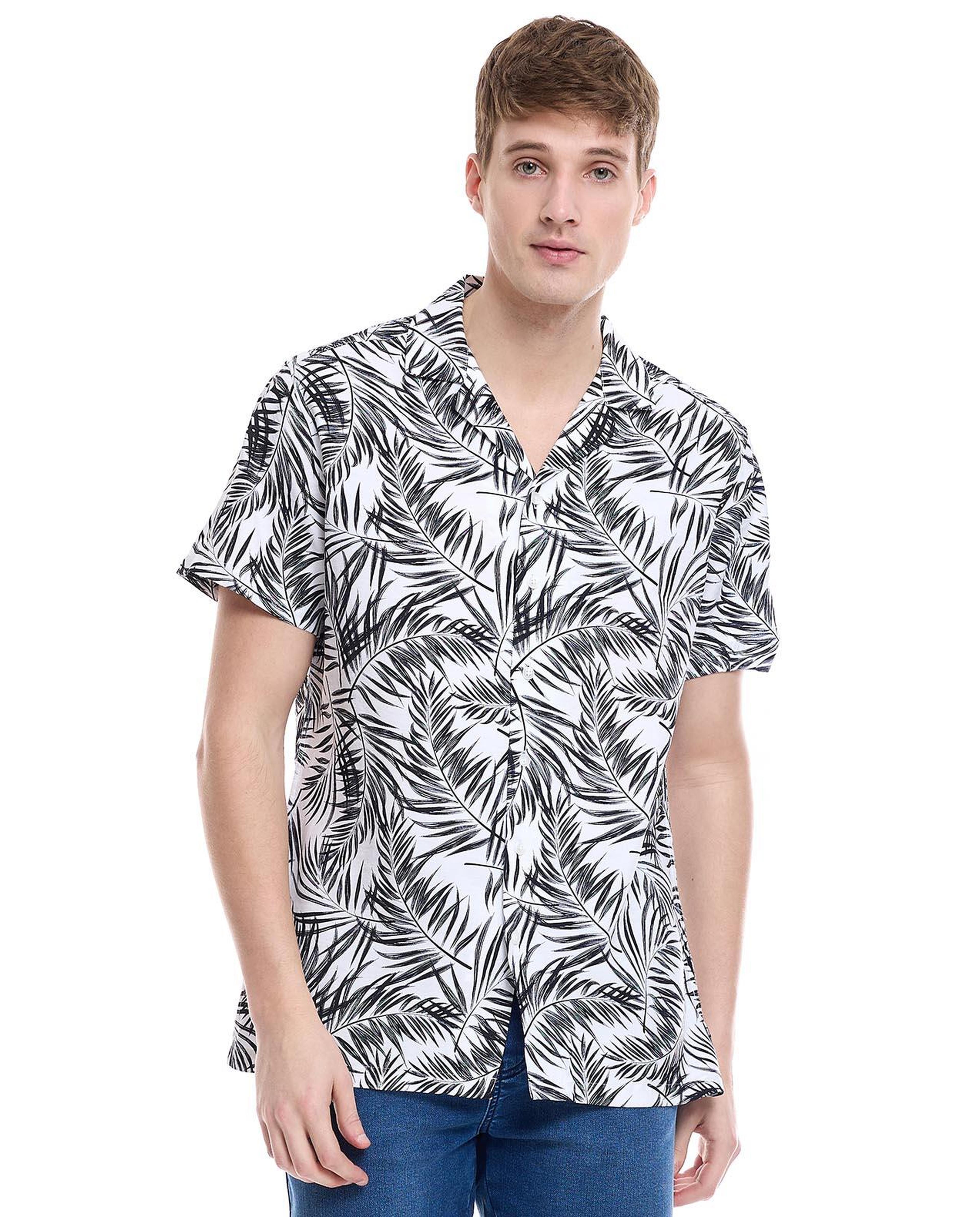 Printed Shirt with Spread Collar and Short Sleeves