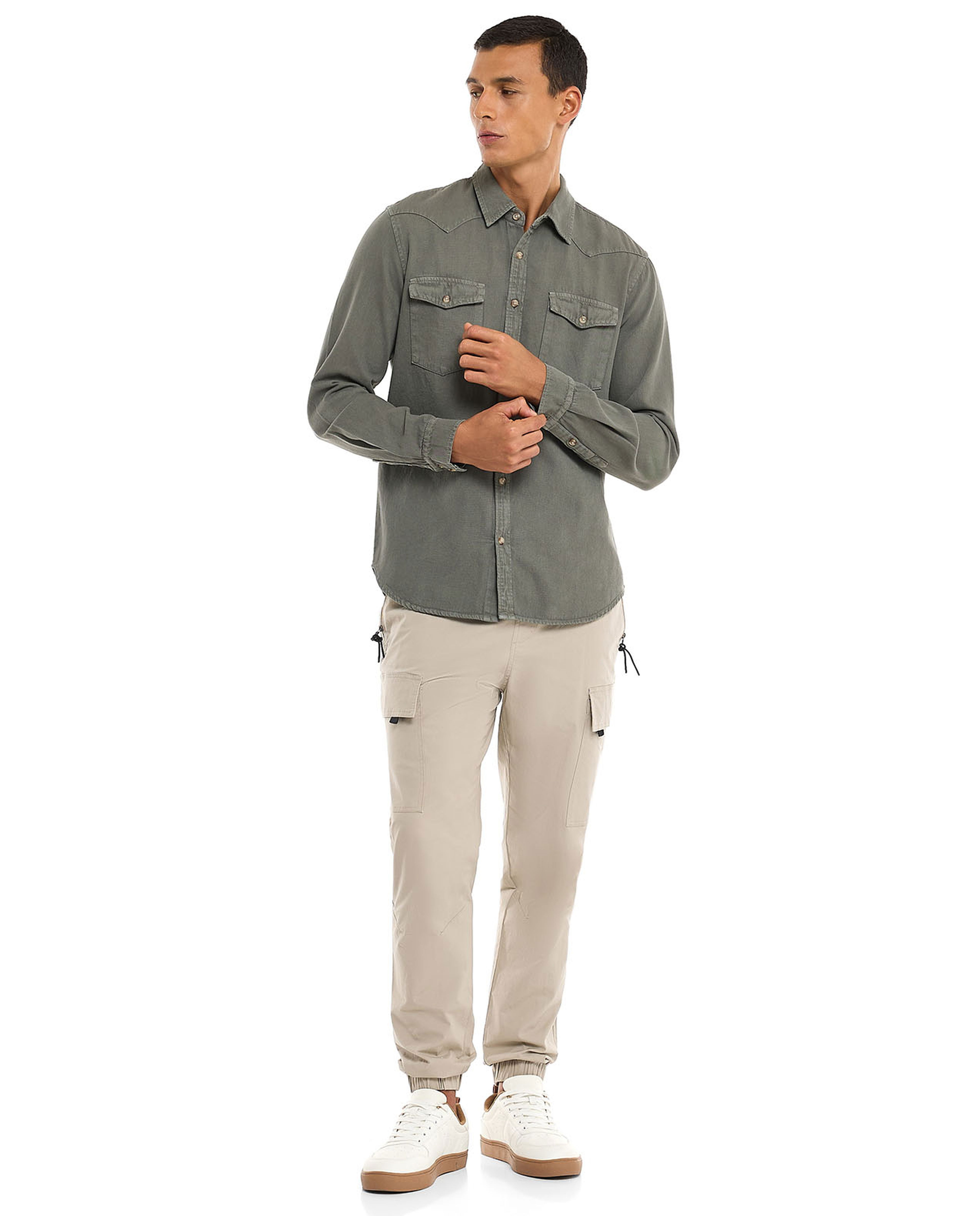 Pocket Detail Denim Shirt with Classic Collar and Long Sleeves