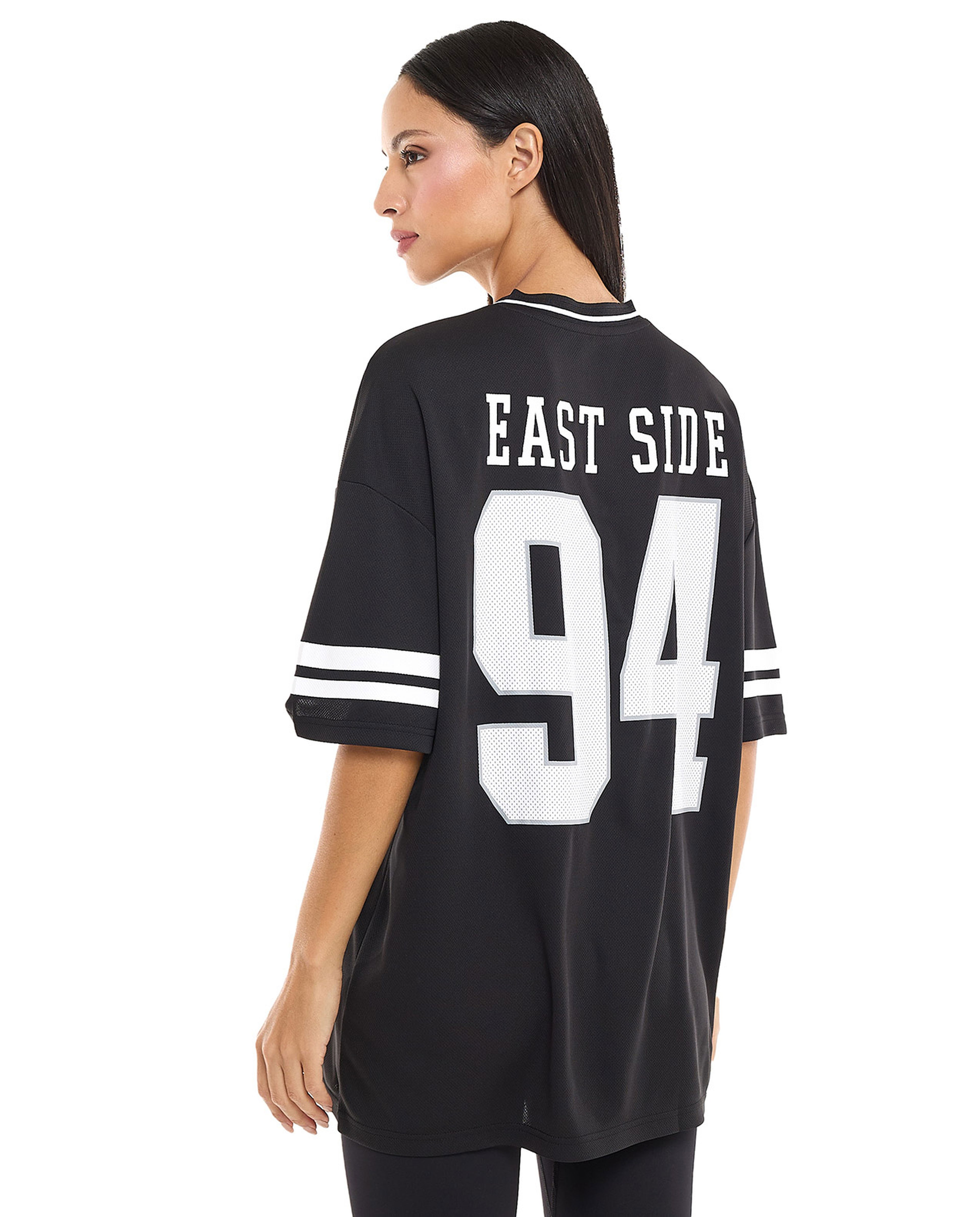 Printed Oversized Active T-Shirt with V-Neck and Short Sleeves