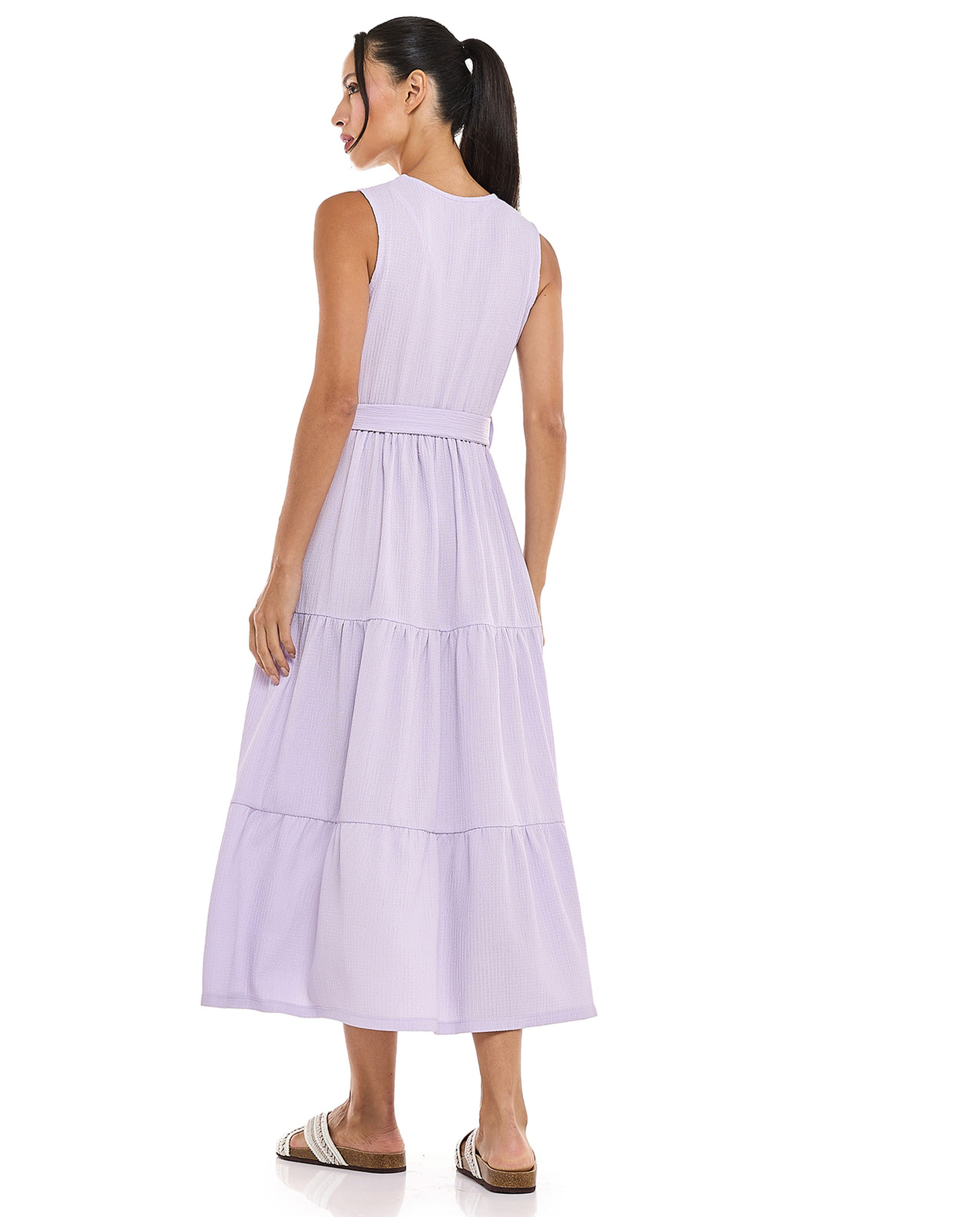 Textured Sleeveless Tiered Dress with Crew Neck