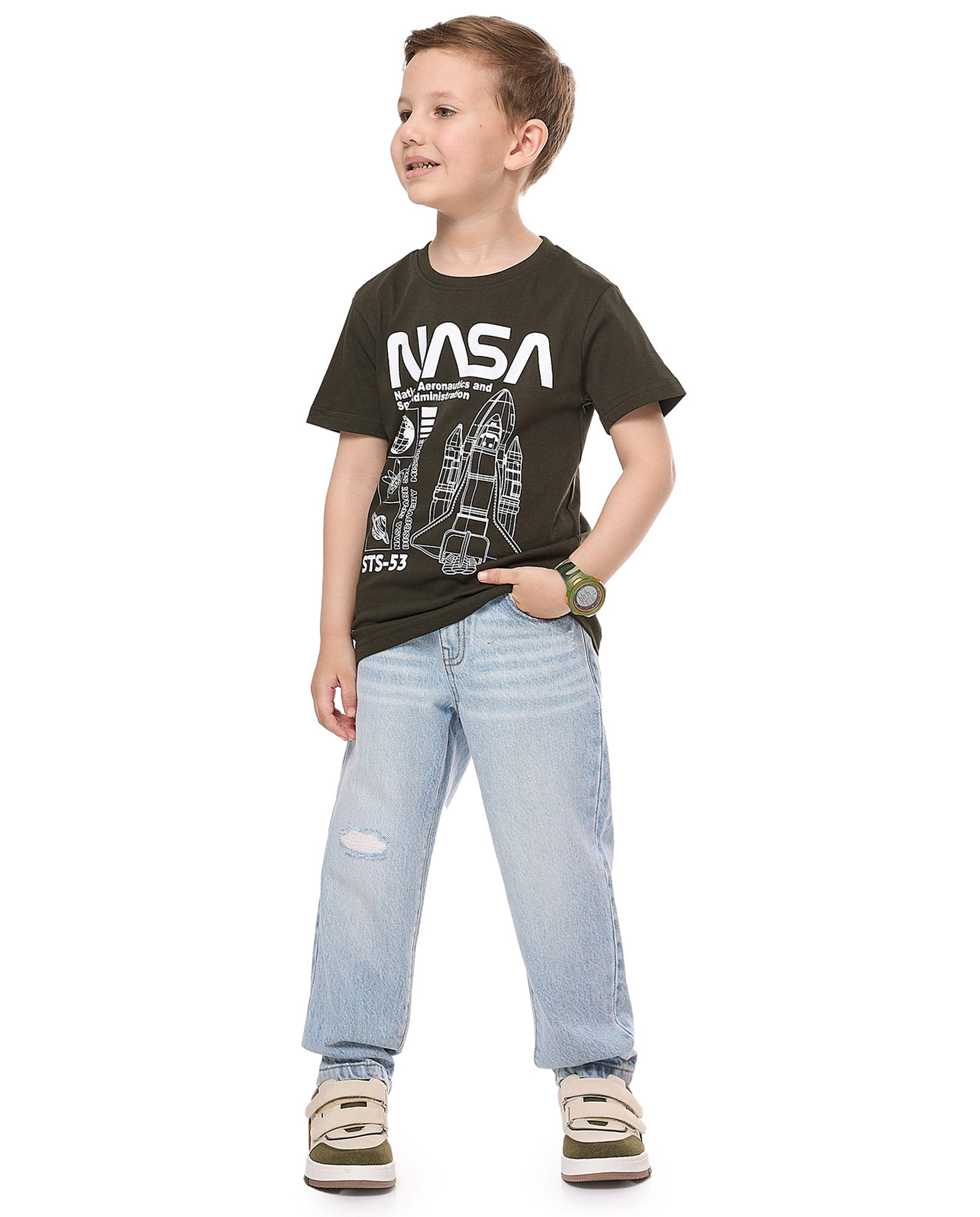 Distressed Straight Fit Jeans with Button Closure