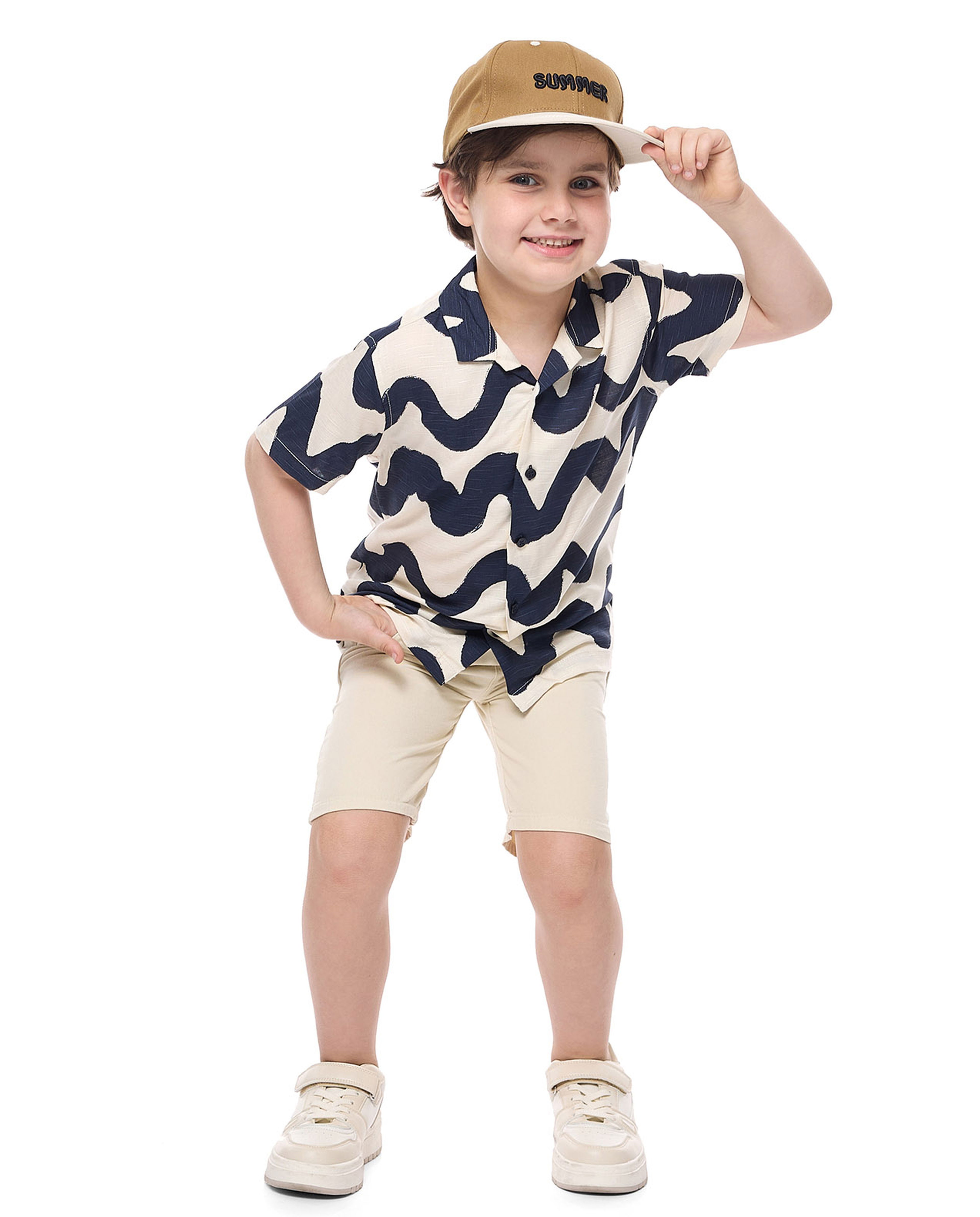 Patterned Shirt with Revere Collar and Short Sleeves