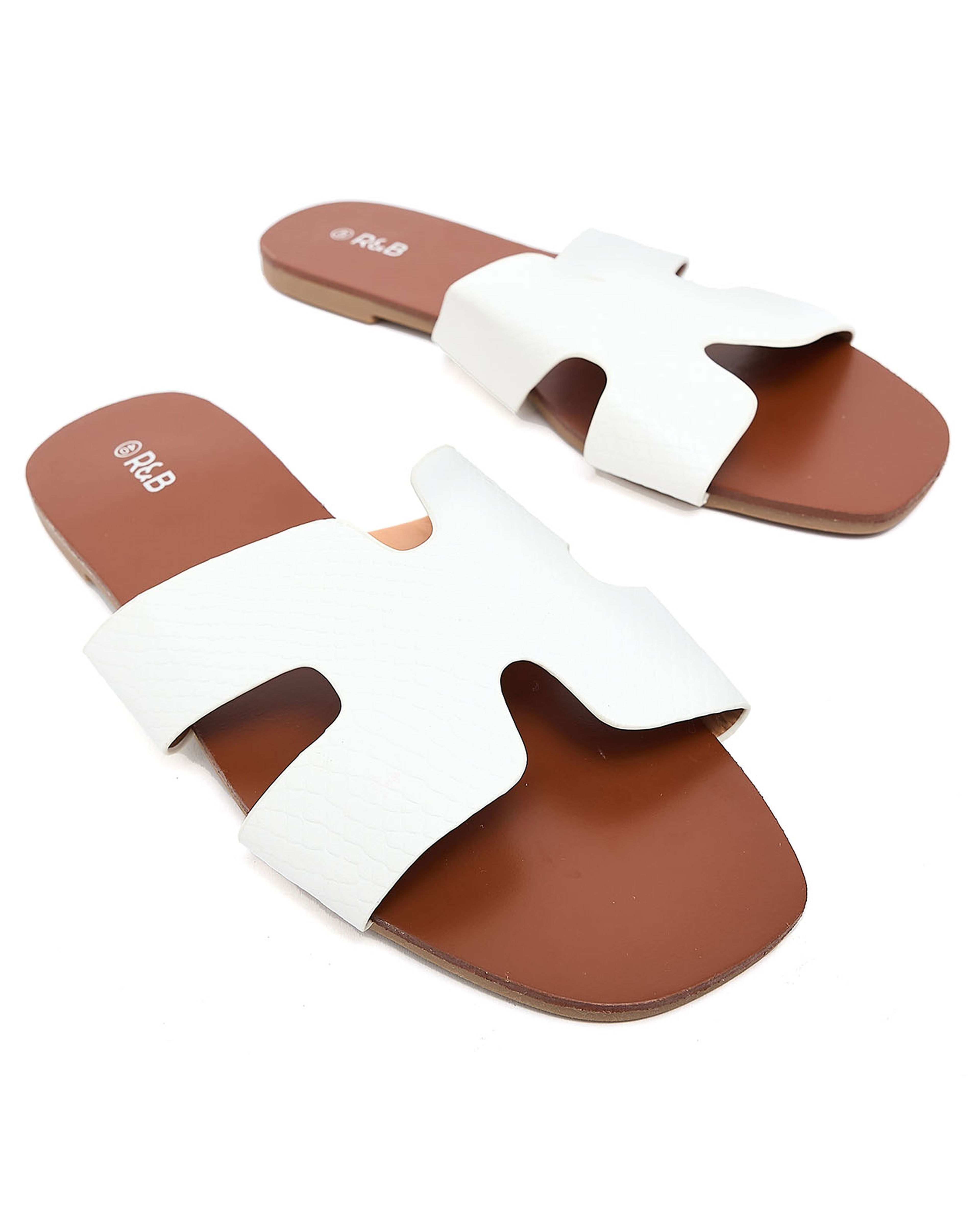 Cut-Out Strap Flat Sandals