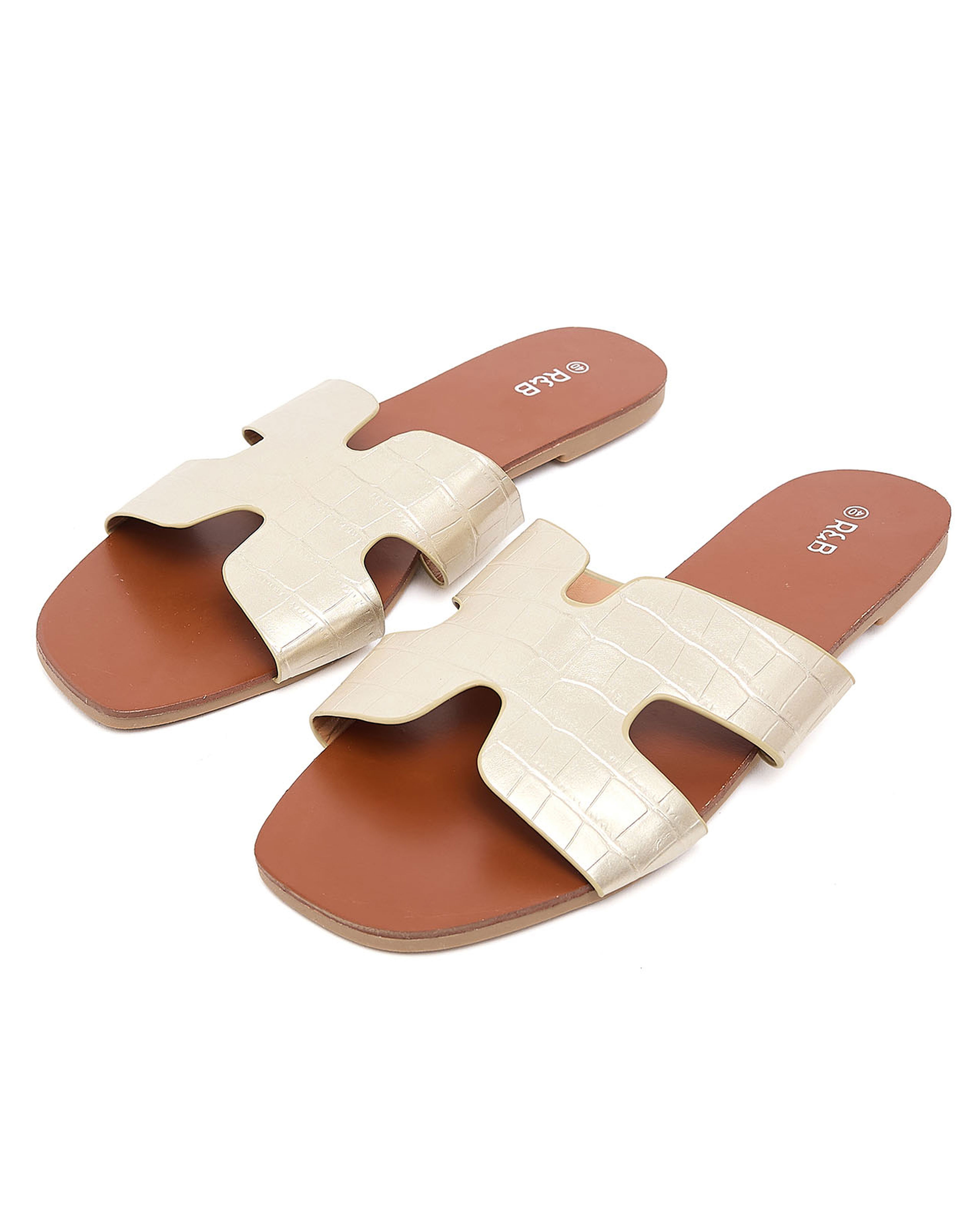 Cut-Out Strap Flat Sandals