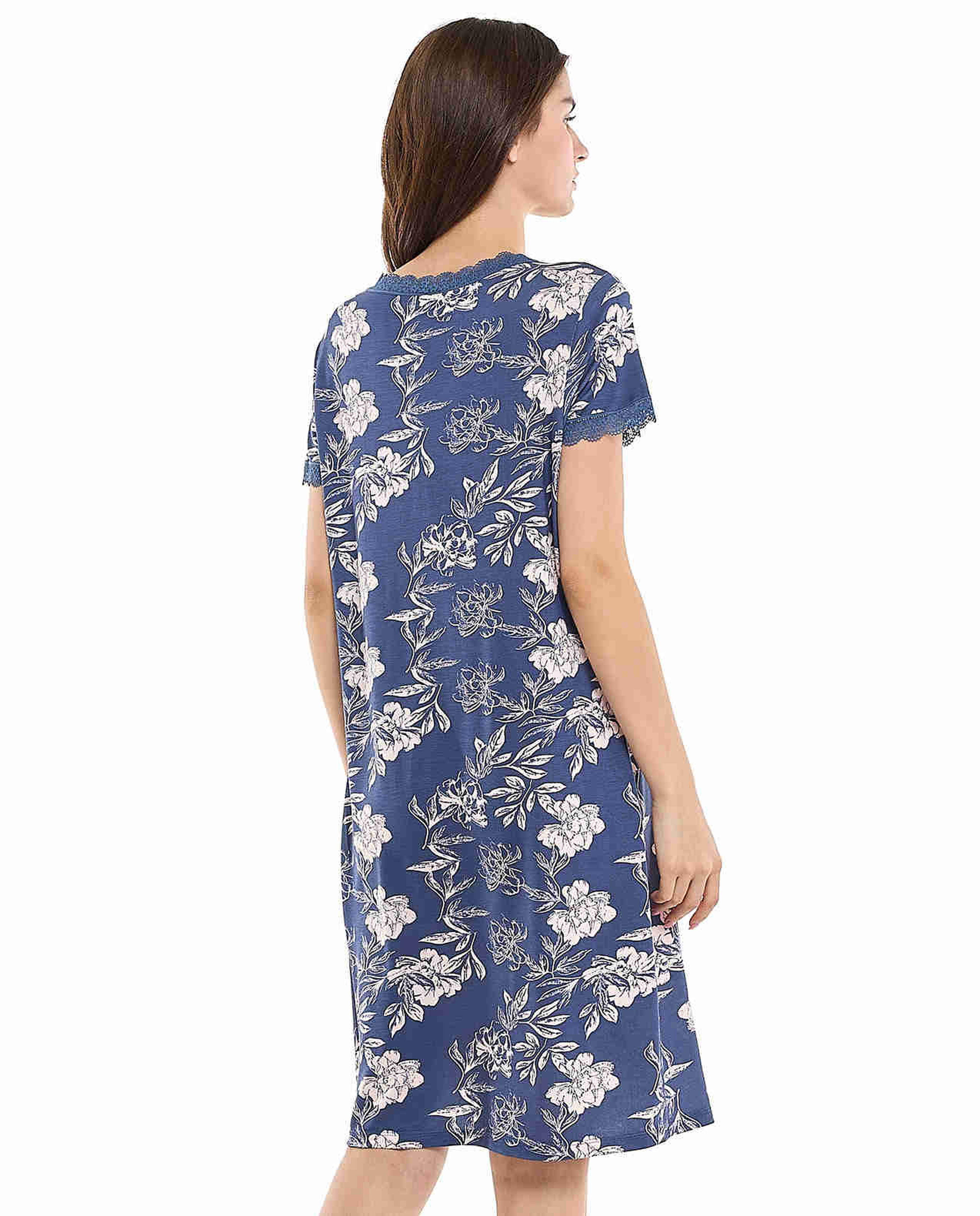 Patterned Nightdress with V-Neck and Short Sleeves