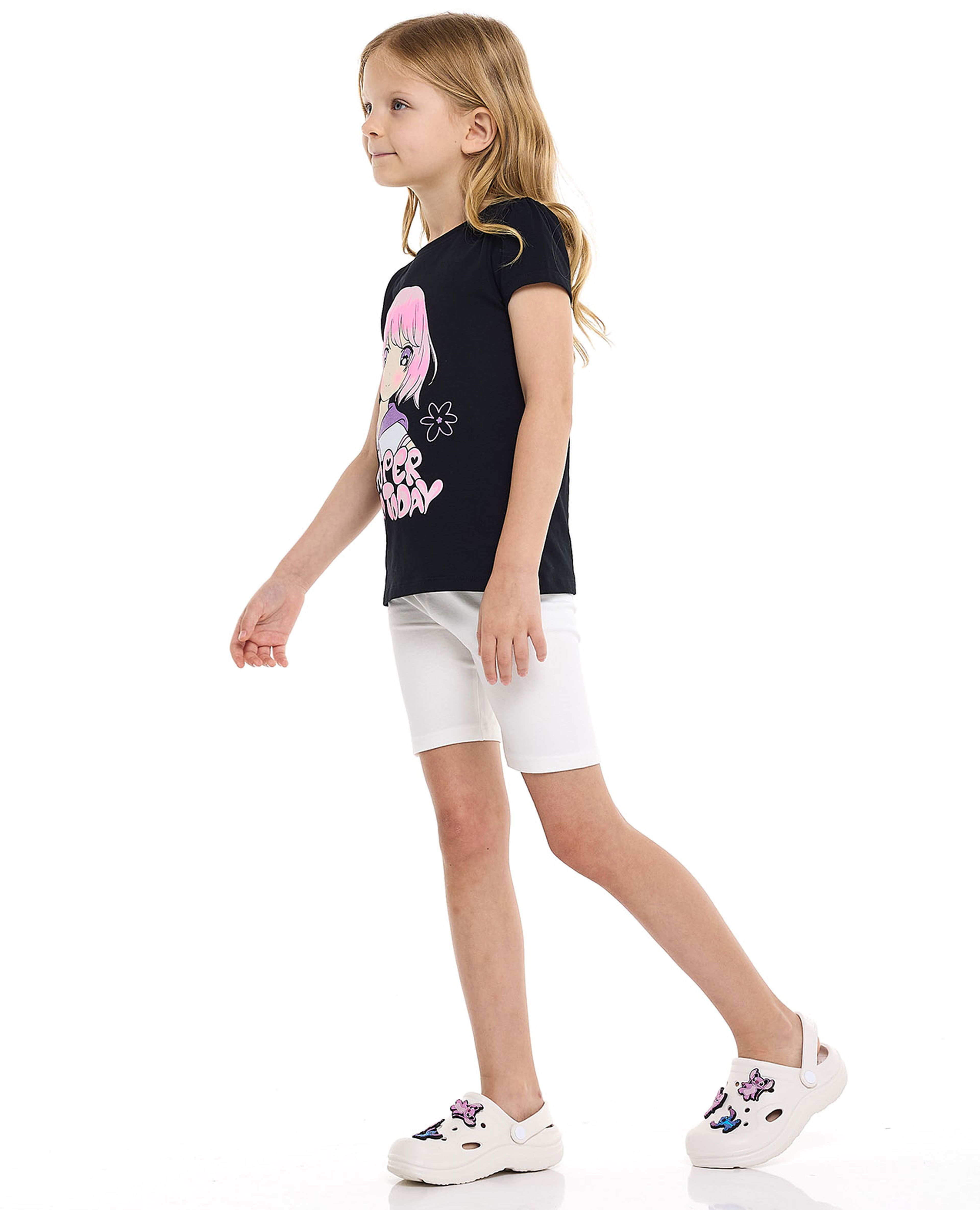Knit Shorts with Elastic Waist